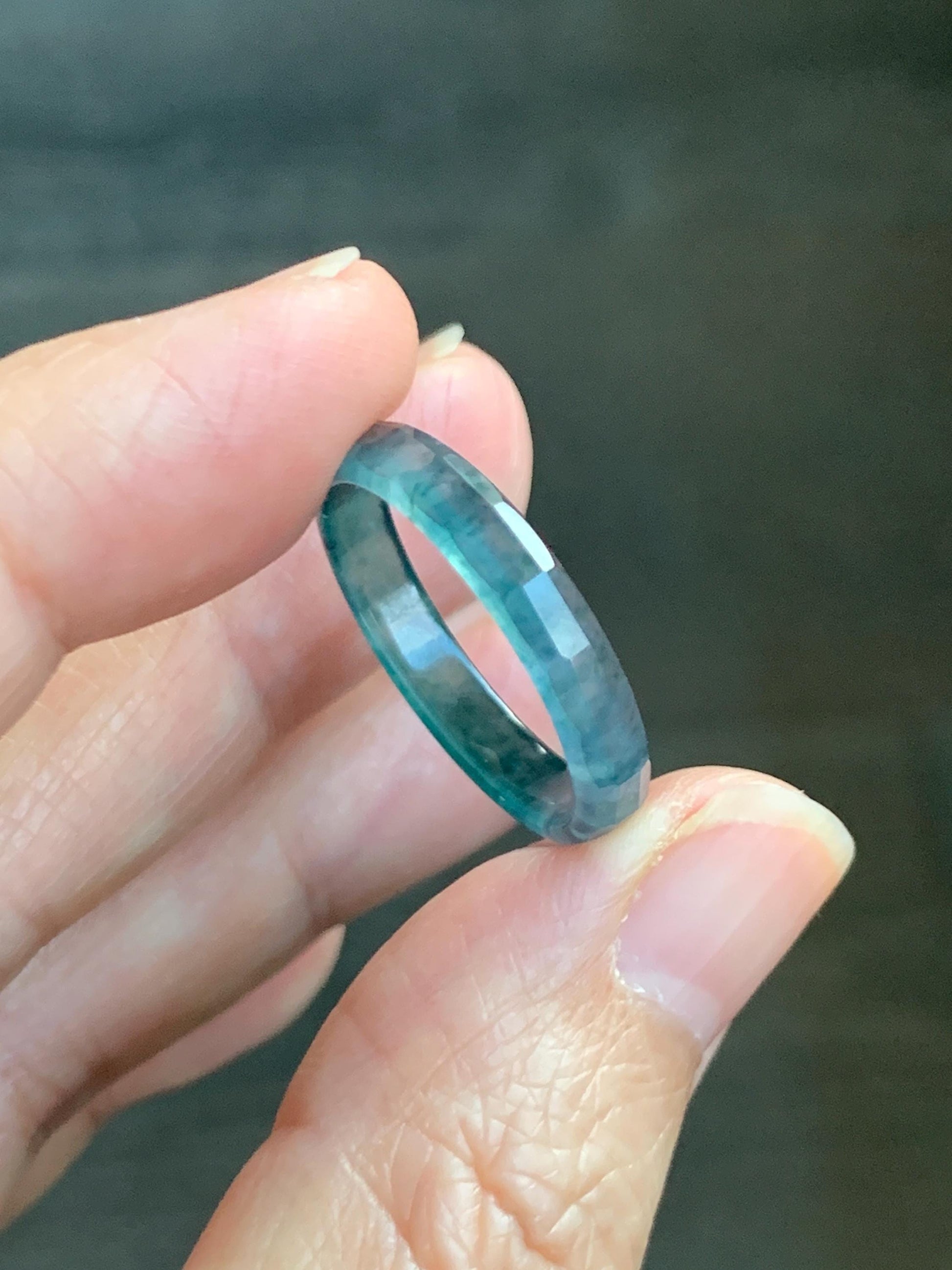Natural Grade A Guatemalan Icy Highly Translucent Aegean Blue Jade Jadeite Faceted Band Ring Size 9 US 天然冰危牛仔蓝起光翡翠切割面戒圈 QGM220A