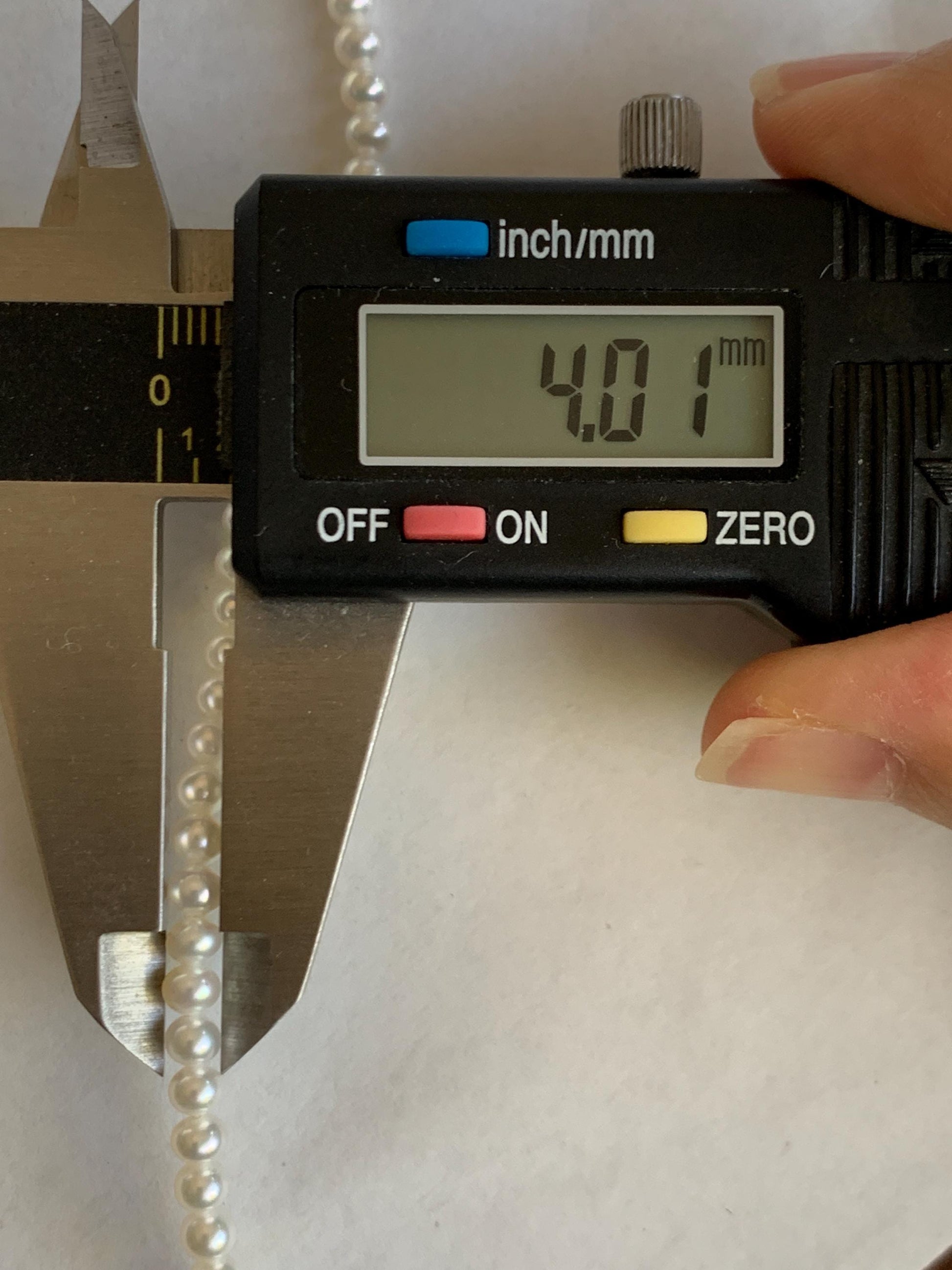 Natural Freshwater All-Nacre Metallica White Mini Round Pearls Beaded Necklace Sterling Silver 4-4.16mm 16”-16.75” 9g 天然淡水无核白珍珠项链 MWHZ560A