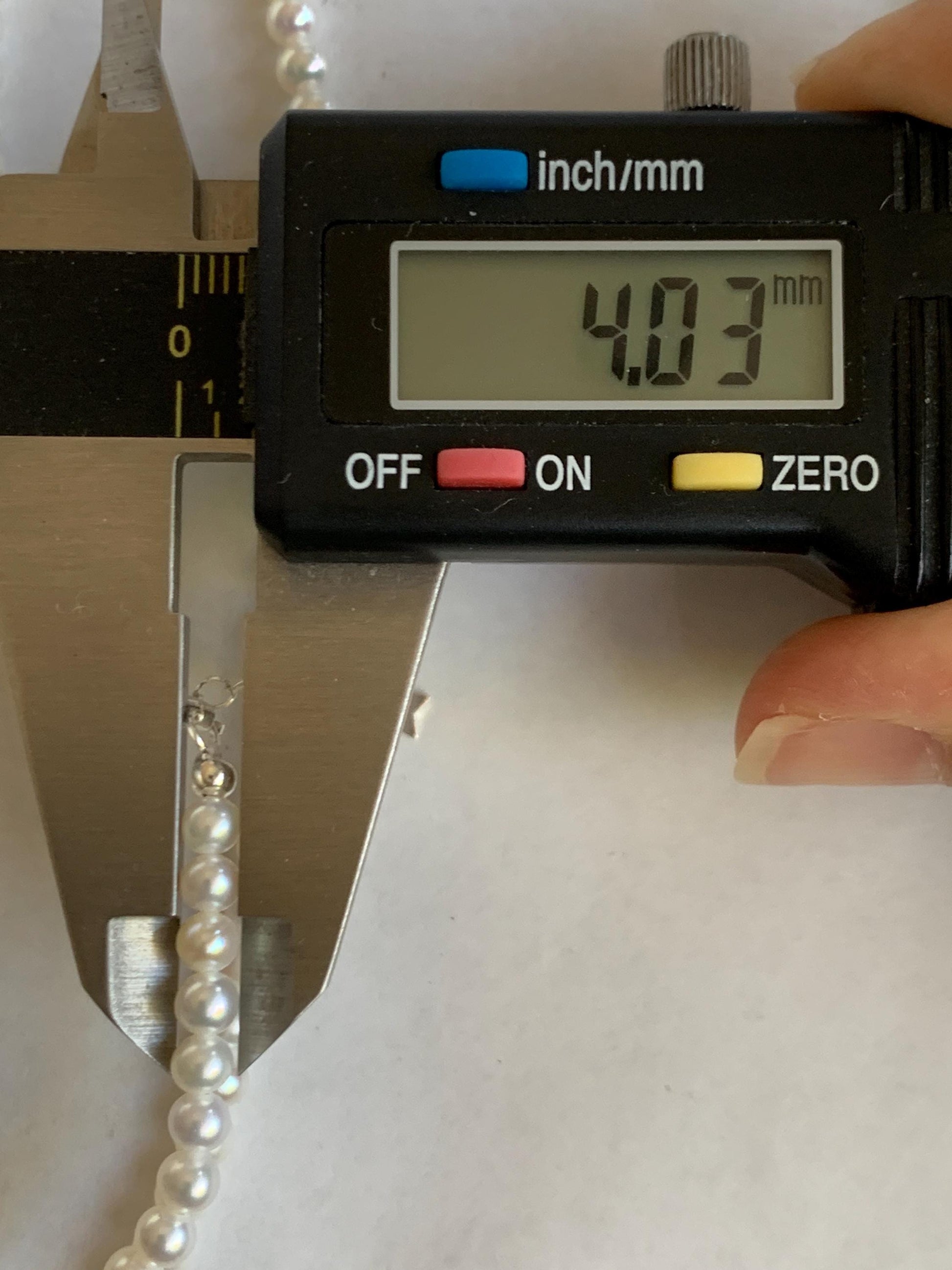 Natural Freshwater All-Nacre Metallica White Mini Round Pearls Beaded Necklace Sterling Silver 4-4.7mm 15.75”-16.5” 10g 天然淡水无核白珍珠项链 MWHZ560B