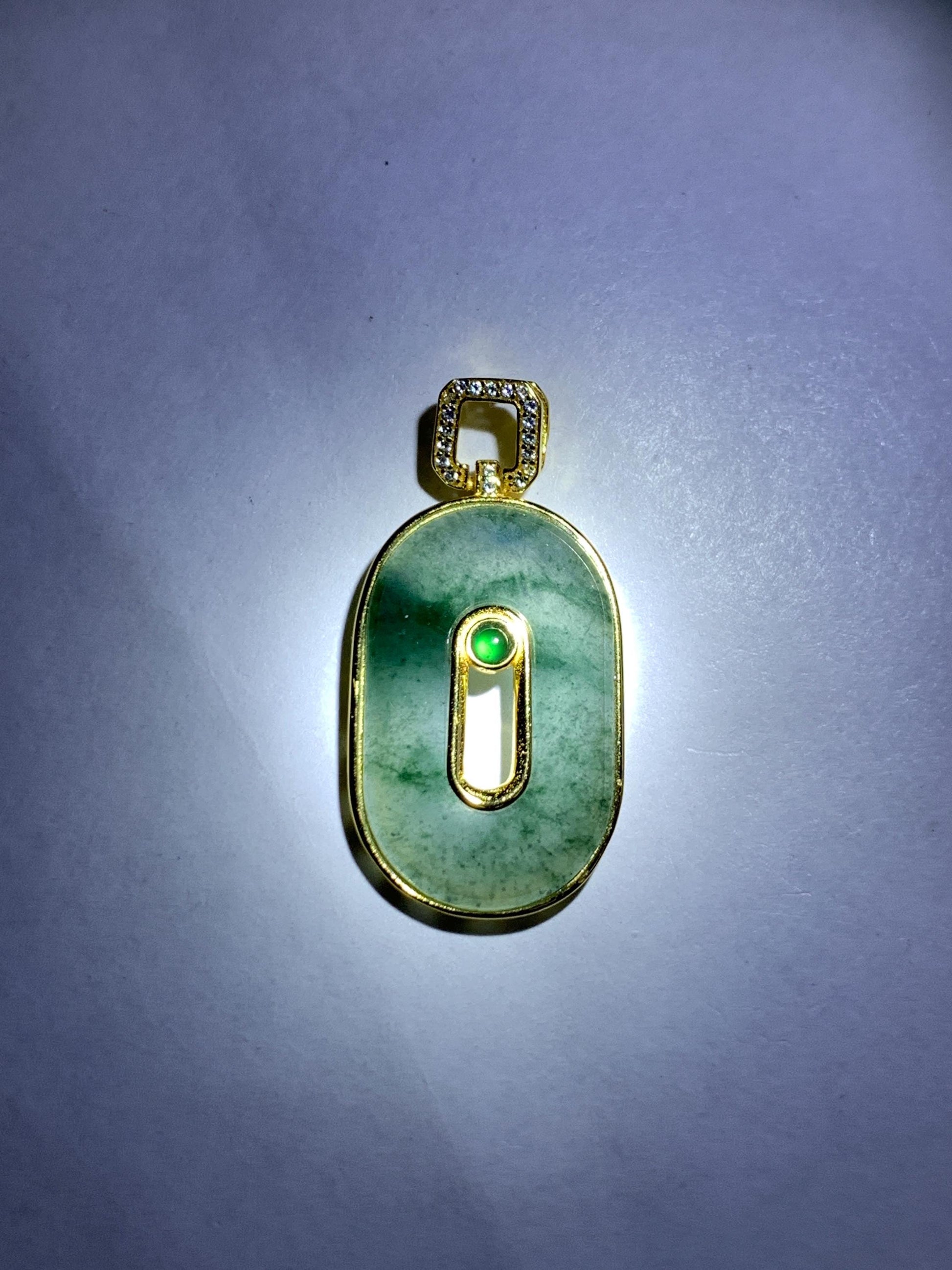 Natural Grade A Guatemalan Icy Highly Translucent Green Marbled Jade Jadeite Oval Donut Pendant Sterling Silver 2g 天然高冰危飘花翡翠椭圆平安扣镶嵌吊坠 TYK165