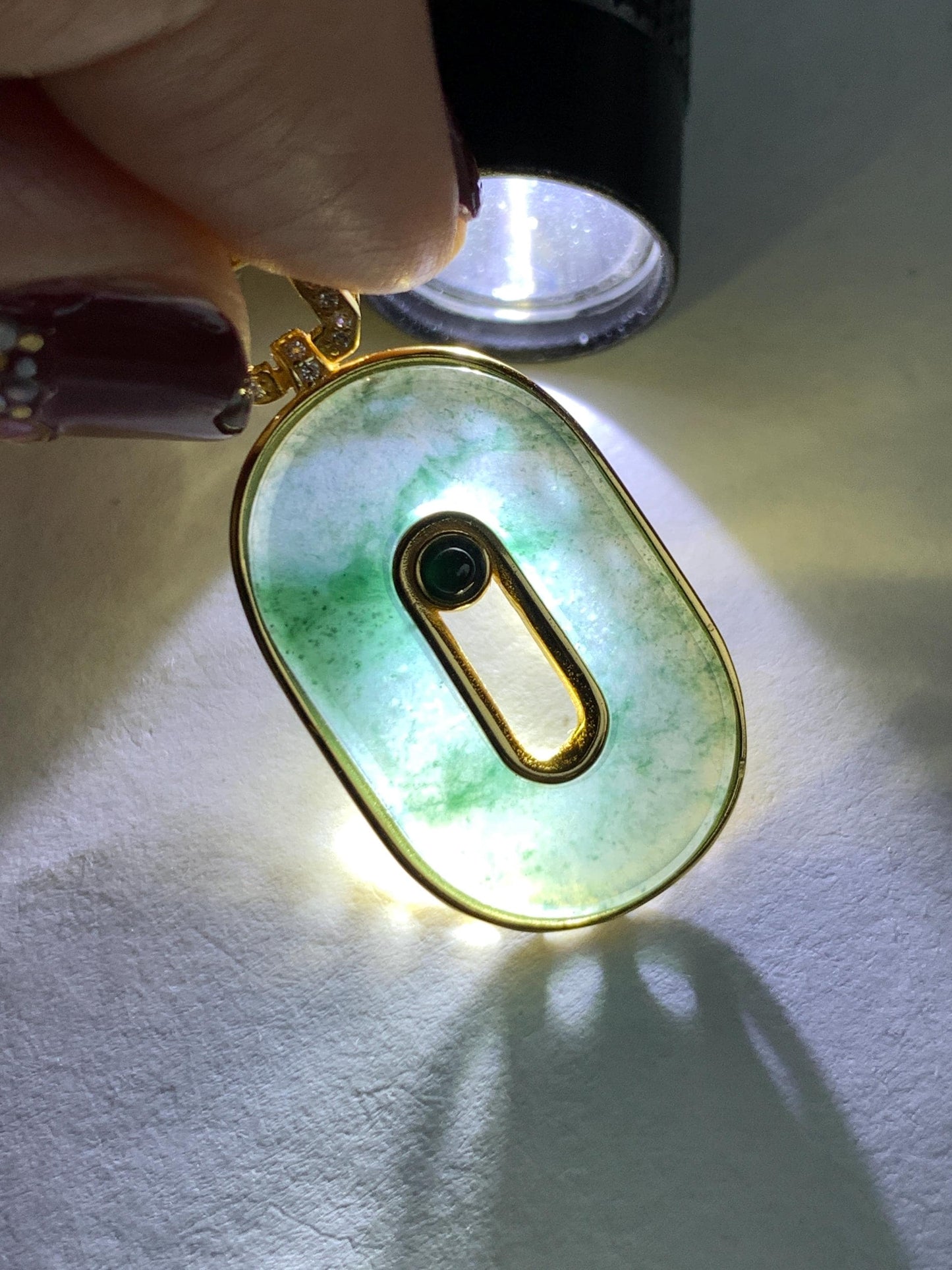 Natural Grade A Guatemalan Icy Highly Translucent Green Marbled Jade Jadeite Oval Donut Pendant Sterling Silver 2g 天然高冰危飘花翡翠椭圆平安扣镶嵌吊坠 TYK165