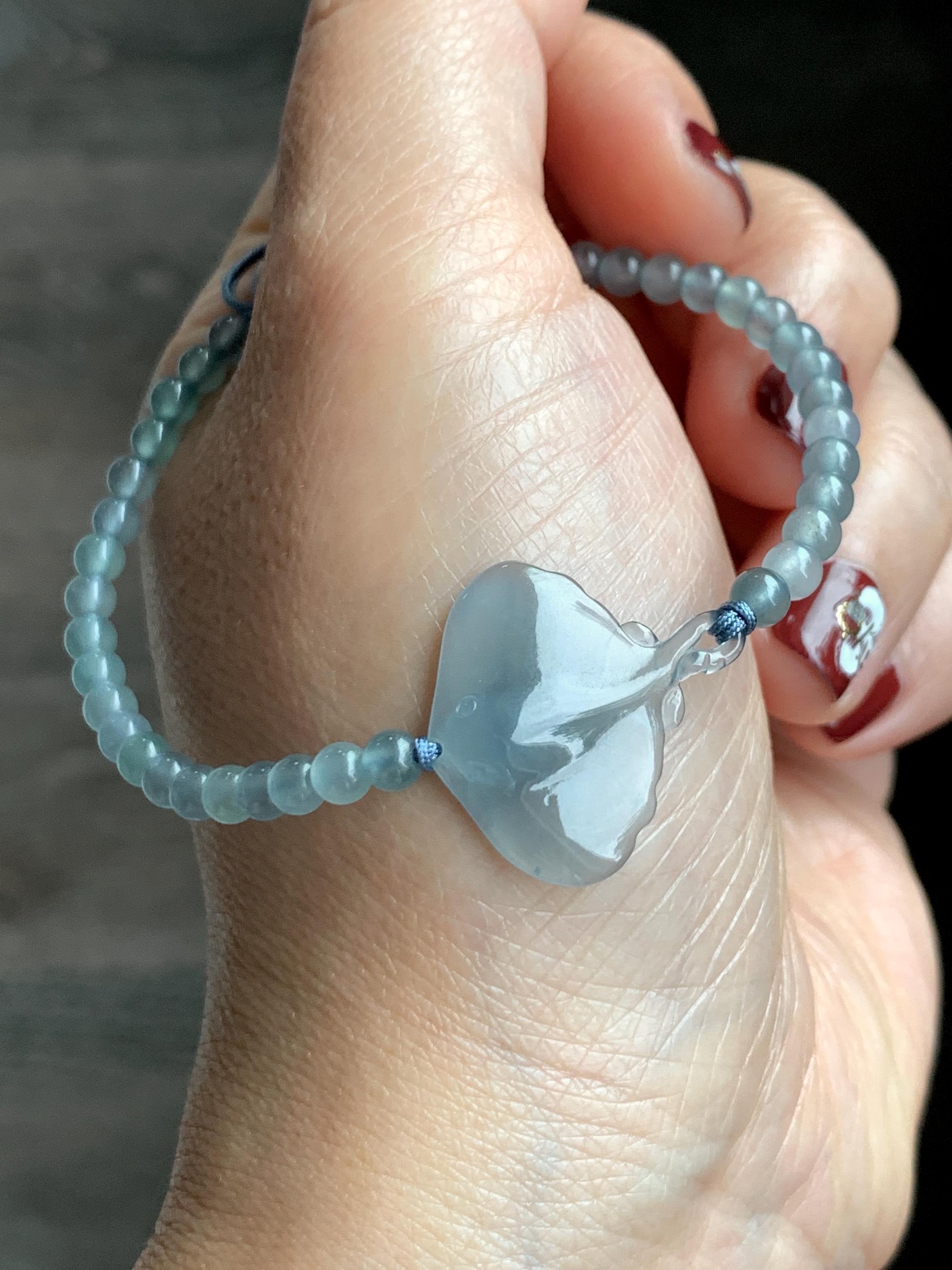 Natural Grade A Guatemalan Icy Highly Translucent Pastel Dusty Blue Jade Jadeite Carved Stingray Beaded Bracelet 7” 3g 天然冰胶淡蓝翡翠珠魟鱼手串 SRC230