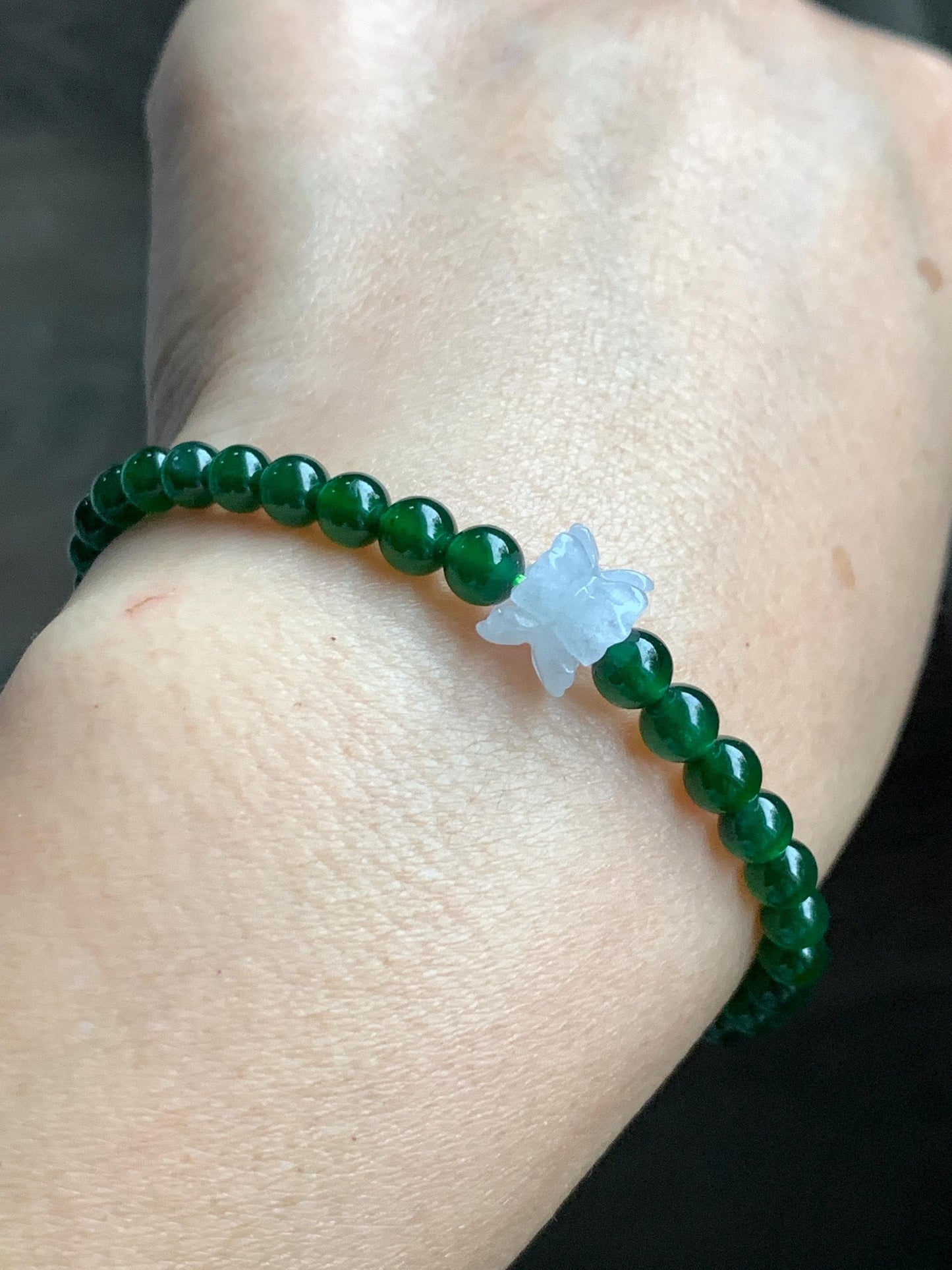 Natural Grade A Guatemalan Icy Translucent Vibrant Green Jade Jadeite White Joint Lotus Flowers Beaded Bracelet 6.75” 天然冰危绿翡翠圆珠白冰手串并蒂莲手串 BLL