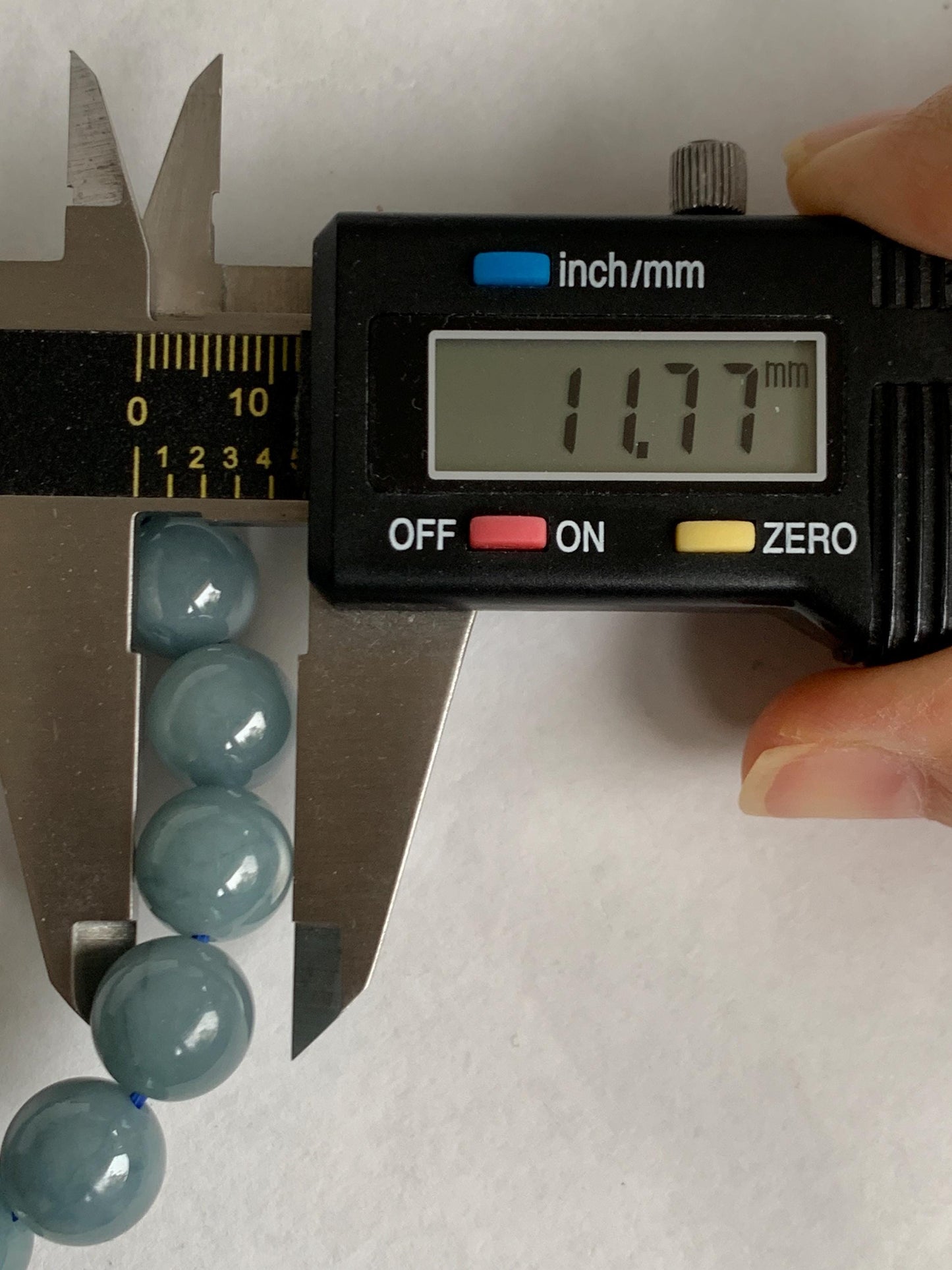 Natural Grade A Guatemalan Translucent Dusty Blue Marbled Jade Jadeite Large Beads Beaded Bracelet Stretchy 11.7mm 7.25" 47g 天然危蓝飘花翡翠大卡圆珠手串