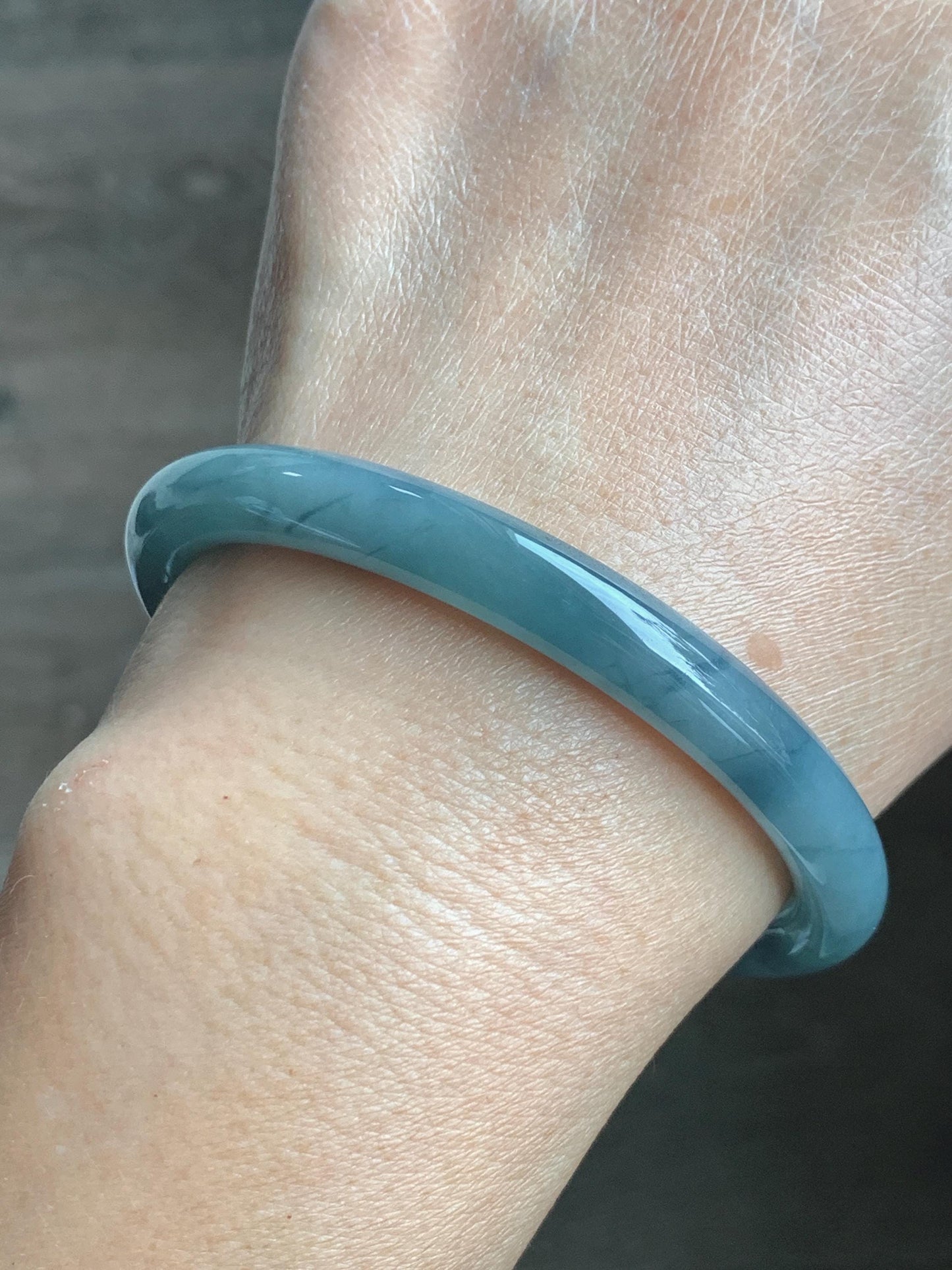 Certified Natural Grade A Guatemalan Icy Translucent Dusty Blue Marbled Jade Jadeite Bangle Bracelet 58.61mm 7.25” 32.2g 天然冰危蓝飘花翡翠圆条手镯 288