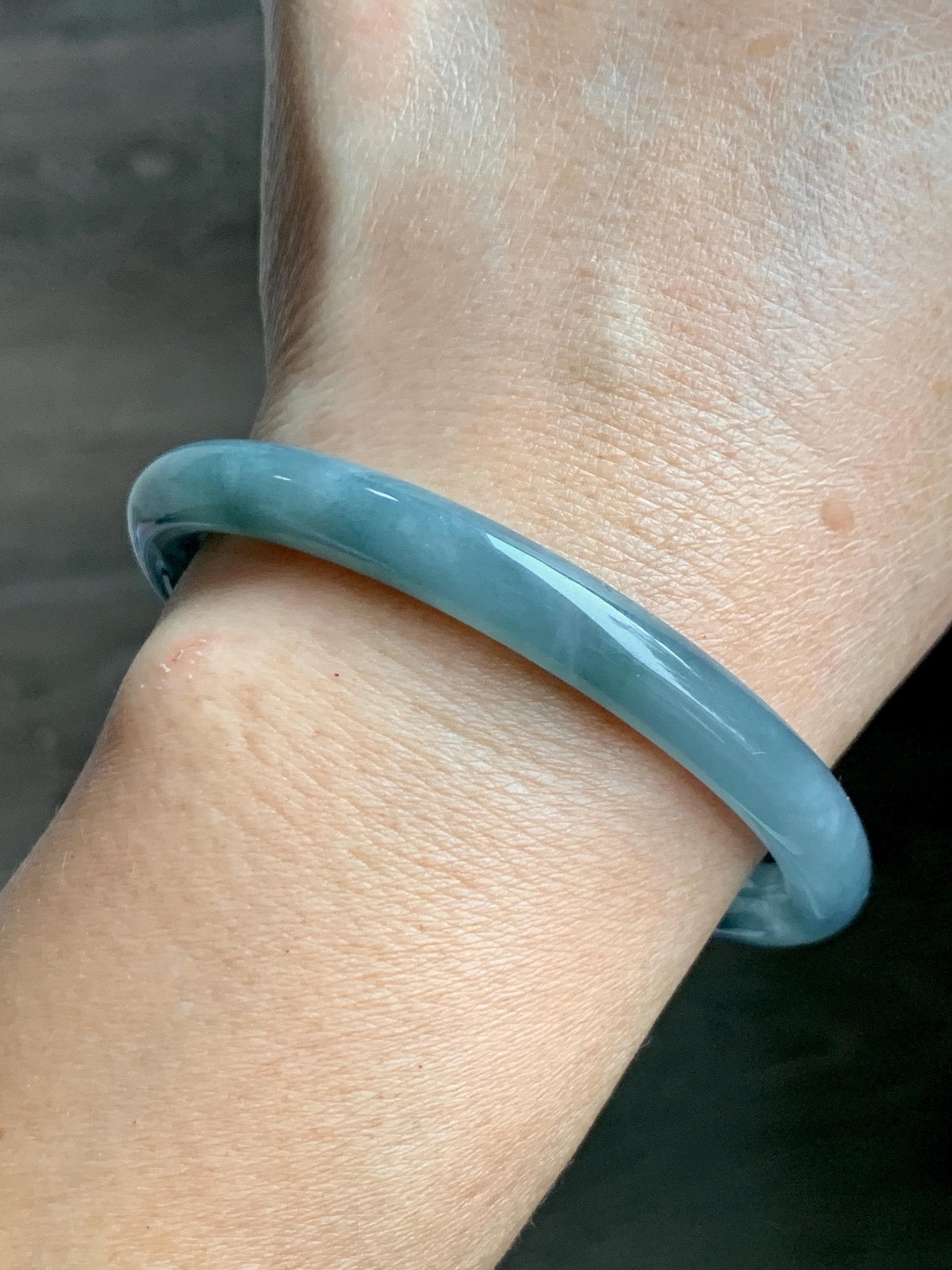 Certified Natural Grade A Guatemalan Icy Translucent Dusty Blue Marbled Jade Jadeite Bangle Bracelet 58.53mm 7.23” 30.3g 天然冰危蓝飘花翡翠圆条手镯 726
