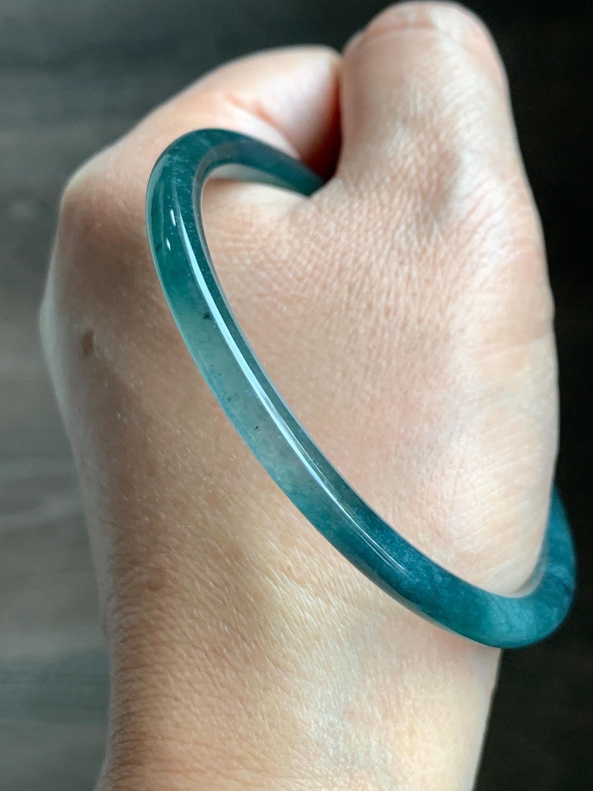 Certified Natural Grade A Guatemalan Icy Translucent Dark Teal Blue Jade Jadeite Slim Bangle 58.68mm 7.25” 16.6g 天然冰胶危深蓝绿翡翠细圆条手镯 729