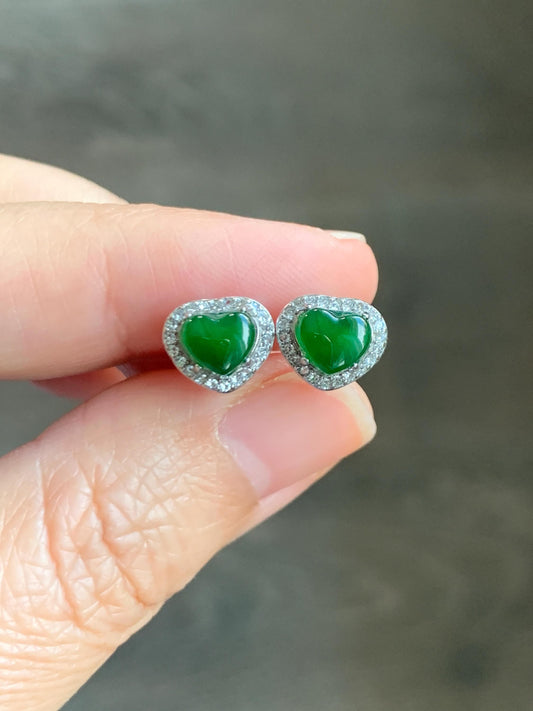 Natural Grade A Guatemalan Icy Translucent Vibrant Green Jade Jadeite Heart Halo Stud Earrings Sterling Silver 天然冰危绿翡翠爱心银耳钉 AXD110