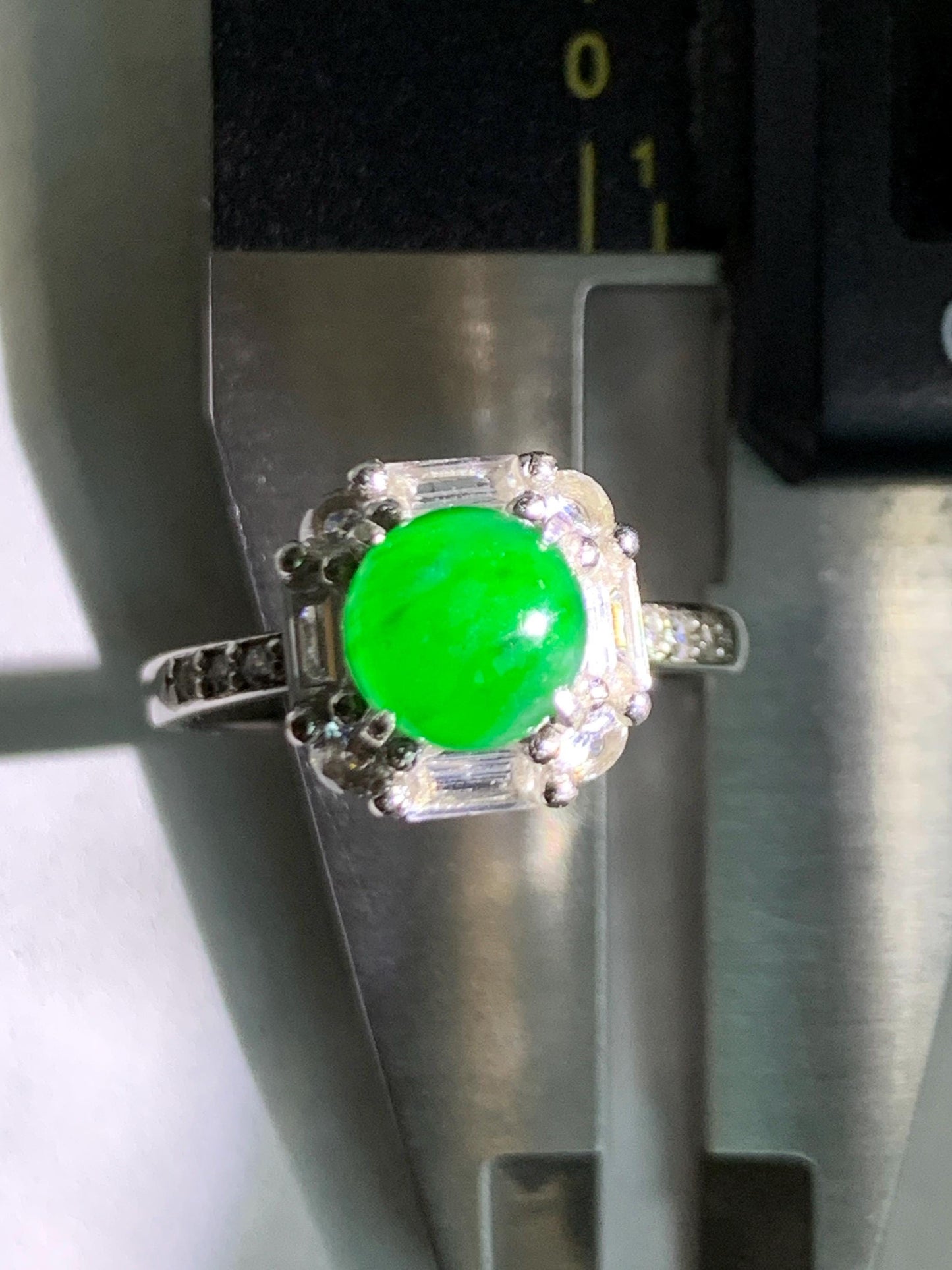 Natural Grade A Guatemalan Icy Translucent Vibrant Green Jade Jadeite Ring Sterling Silver Size 7 Adjustable 3g 天然冰危绿翡翠蛋面银镶戒指 WLR88