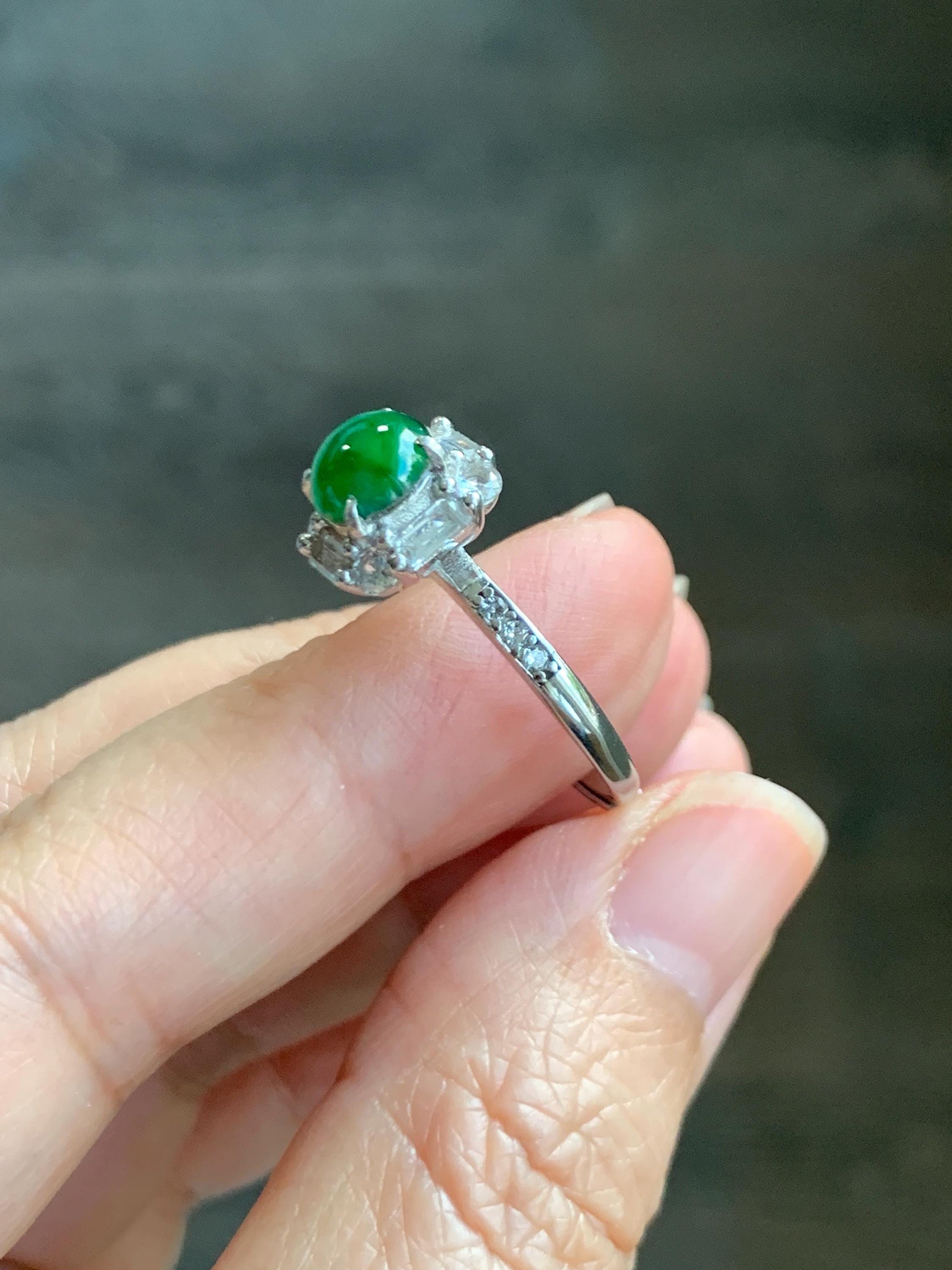 Natural Grade A Guatemalan Icy Translucent Vibrant Green Jade Jadeite Ring Sterling Silver Size 7 Adjustable 3g 天然冰危绿翡翠蛋面银镶戒指 WLR88