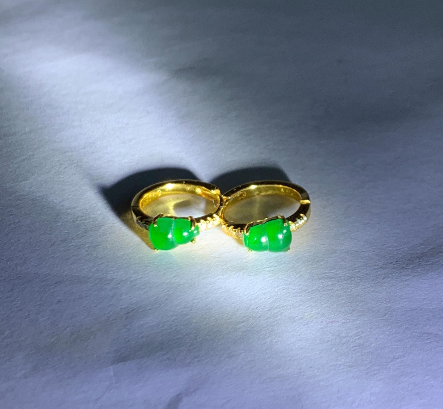 Natural Grade A Guatemalan Icy Translucent Vibrant Green Gourd Jade Jadeite Hoop Earrings Sterling Silver Yellow Gold 天然冰危绿翡翠葫芦银镶耳包 XHL68A