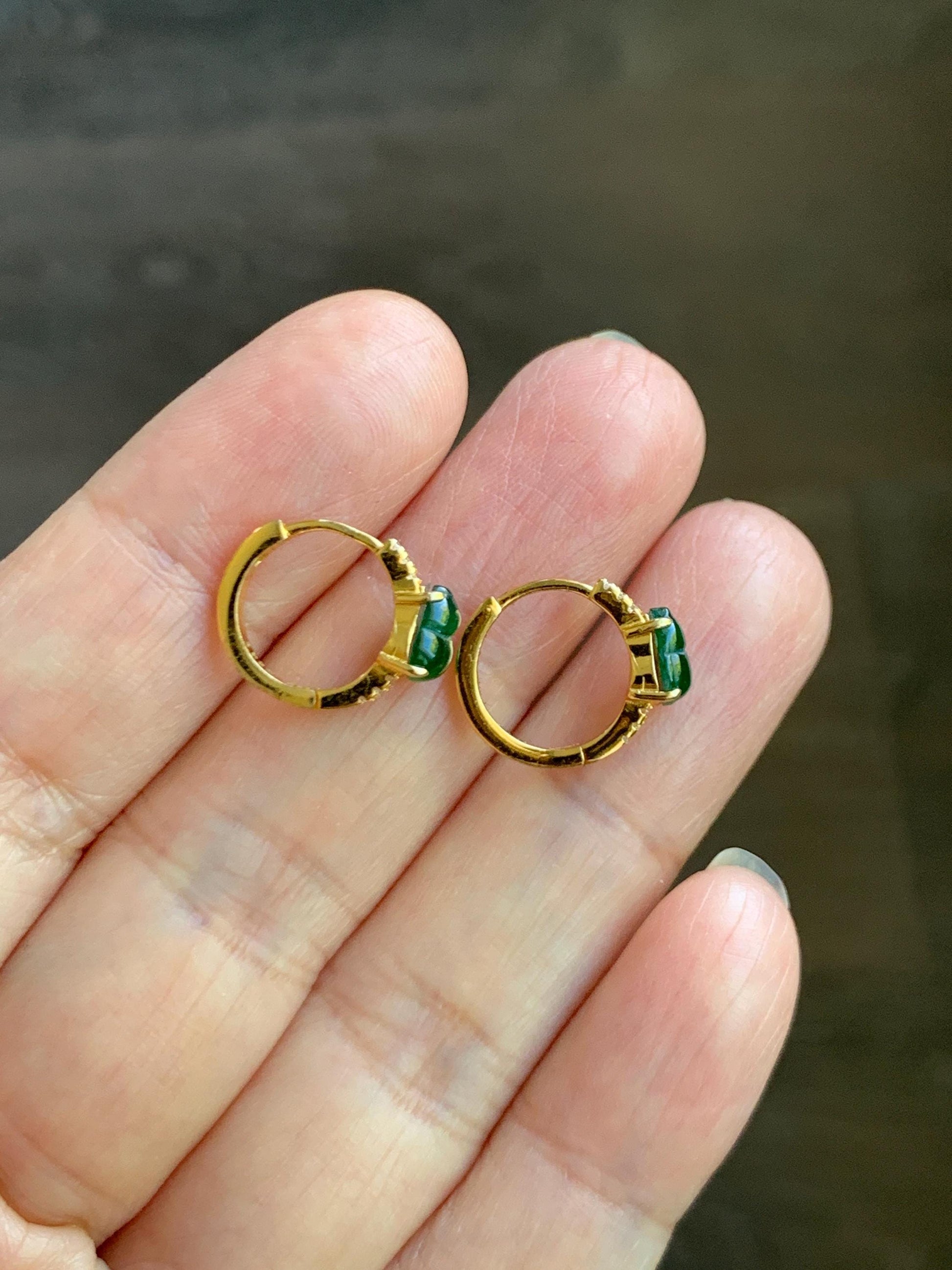 Natural Grade A Guatemalan Icy Translucent Vibrant Green Gourd Jade Jadeite Hoop Earrings Sterling Silver Yellow Gold 天然冰危绿翡翠葫芦银镶耳包 XHL68B