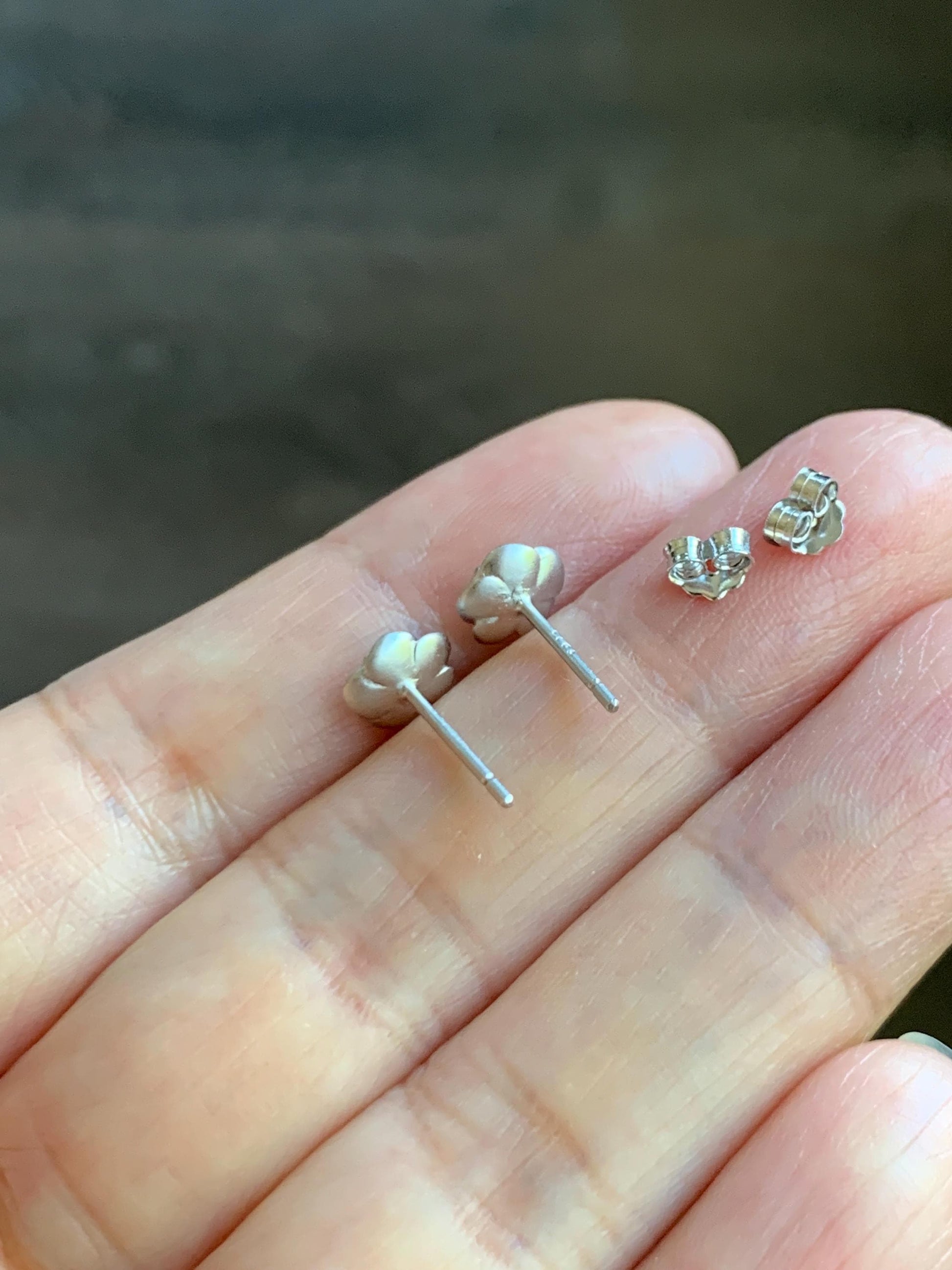 Petite Natural Grade A Guatemalan Icy Highly Translucent Vibrant Green Jadeite Flower Stud Earrings Sterling Silver 天然冰危绿翡翠花银耳钉 XJH55Y