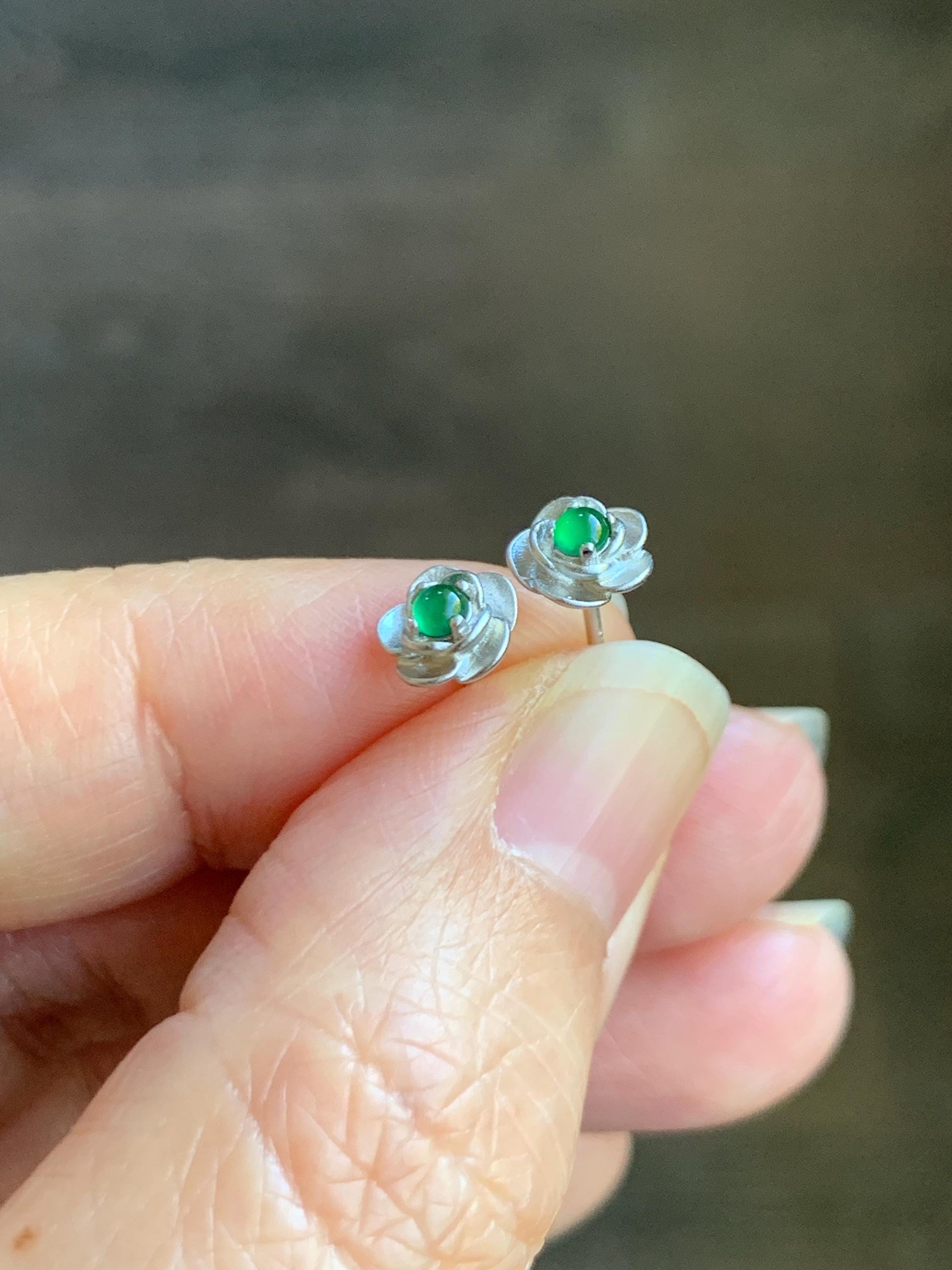 Petite Natural Grade A Guatemalan Icy Highly Translucent Vibrant Green Jadeite Flower Stud Earrings Sterling Silver 天然冰危绿翡翠花银耳钉 XJH55Y