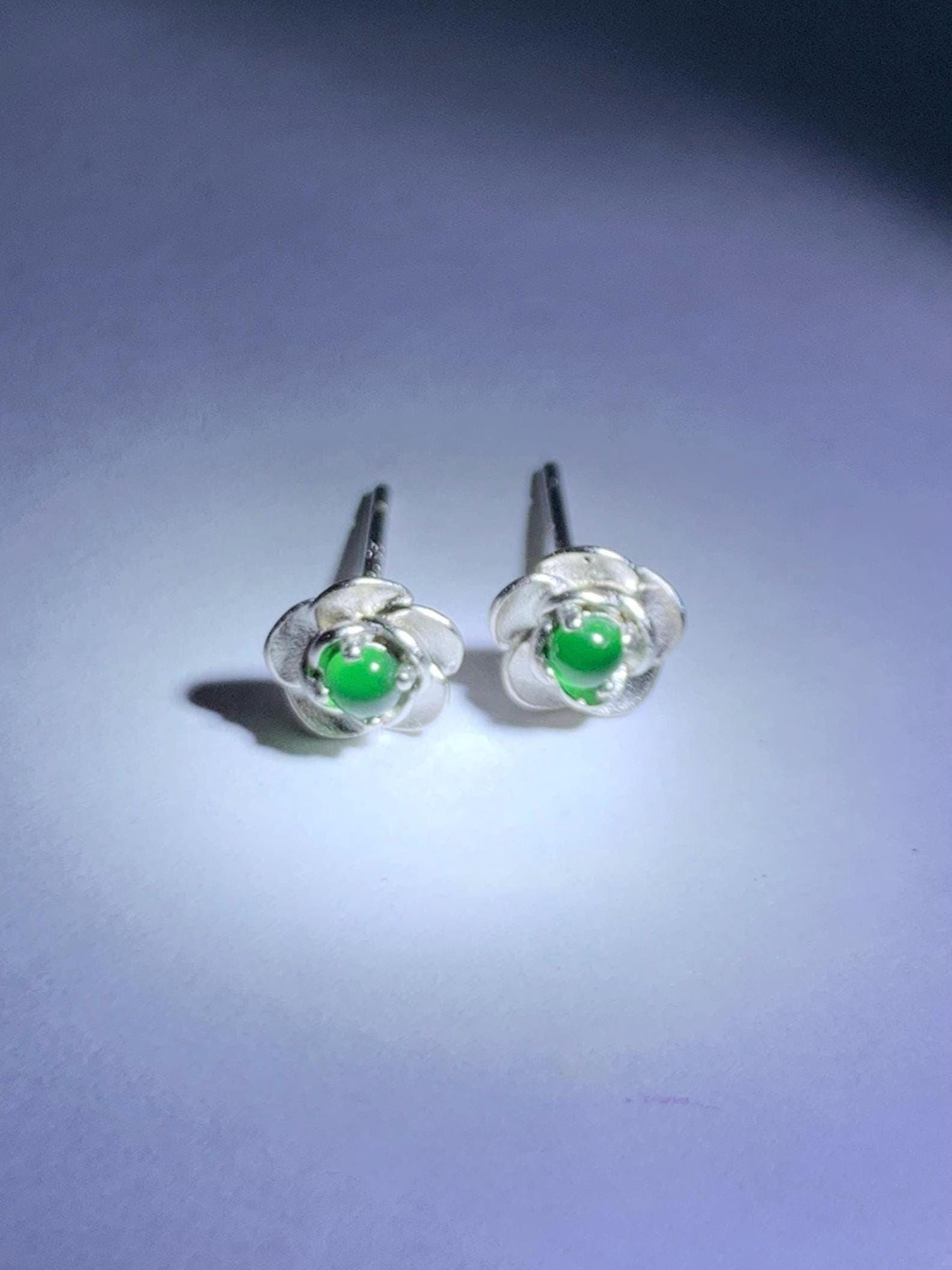 Petite Natural Grade A Guatemalan Icy Highly Translucent Vibrant Green Jadeite Flower Stud Earrings Sterling Silver 天然冰危绿翡翠花银耳钉 XJH55Y