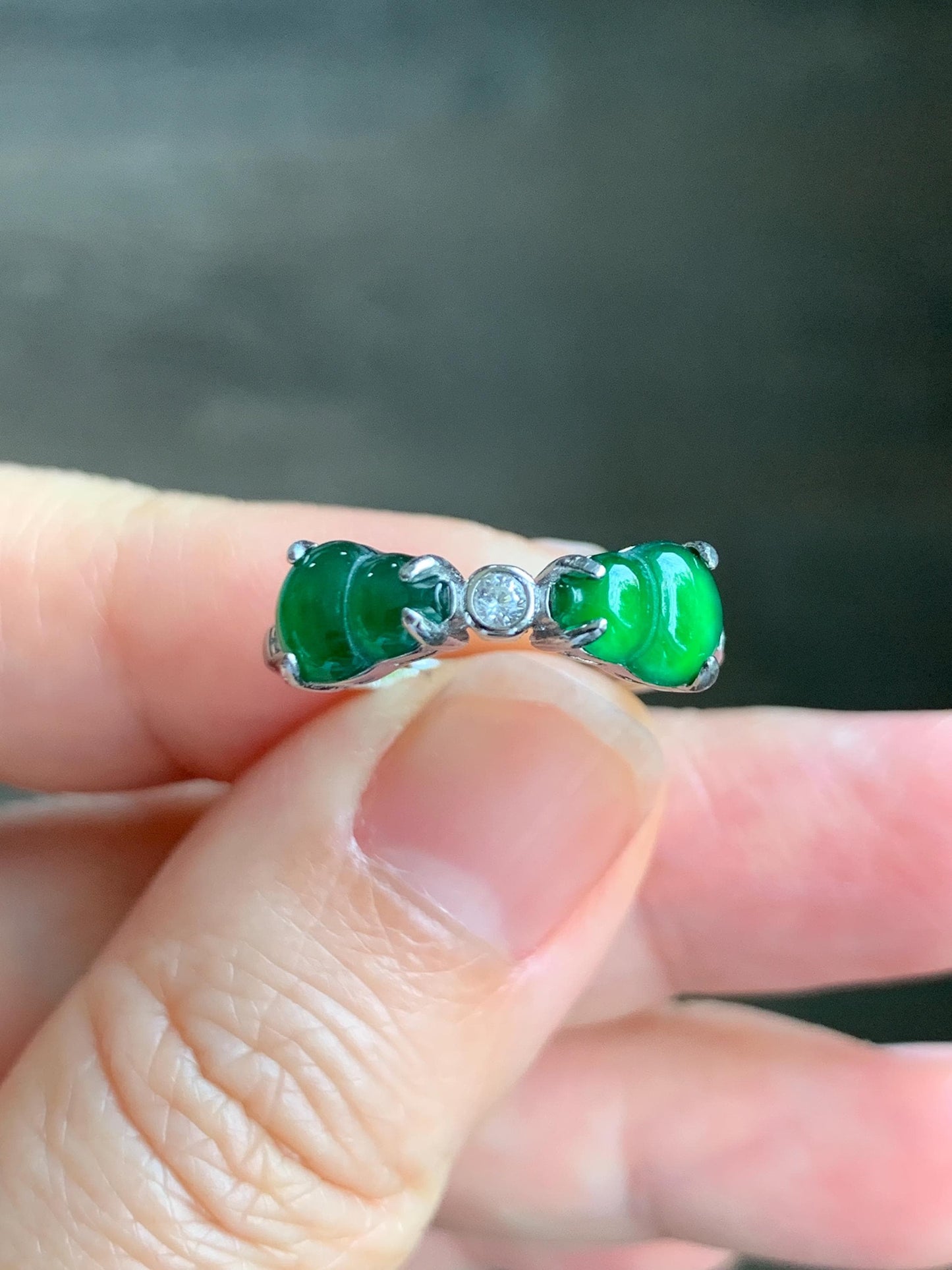 Natural Grade A Guatemalan Icy Translucent Vibrant Green Jade Jadeite Gourd Hulu Ring Sterling Silver Size 7 Adjustable 天然冰危绿翡翠双葫芦戒指 SLH130