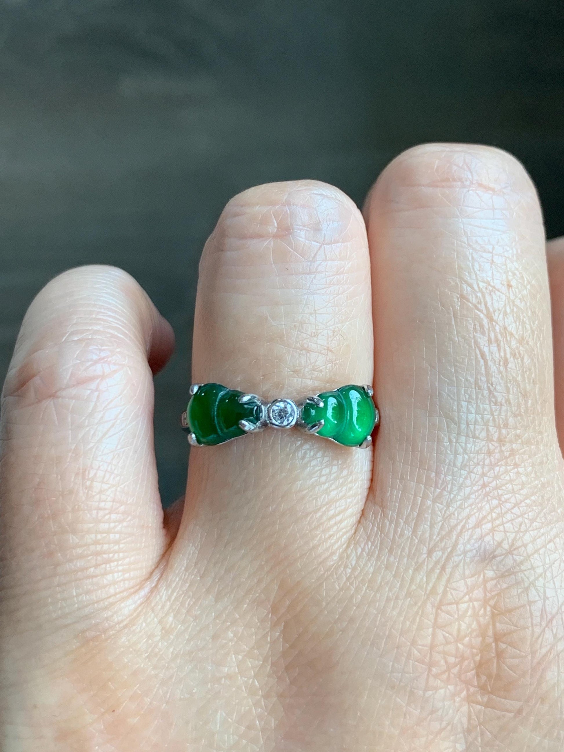 Natural Grade A Guatemalan Icy Translucent Vibrant Green Jade Jadeite Gourd Hulu Ring Sterling Silver Size 7 Adjustable 天然冰危绿翡翠双葫芦戒指 SLH130