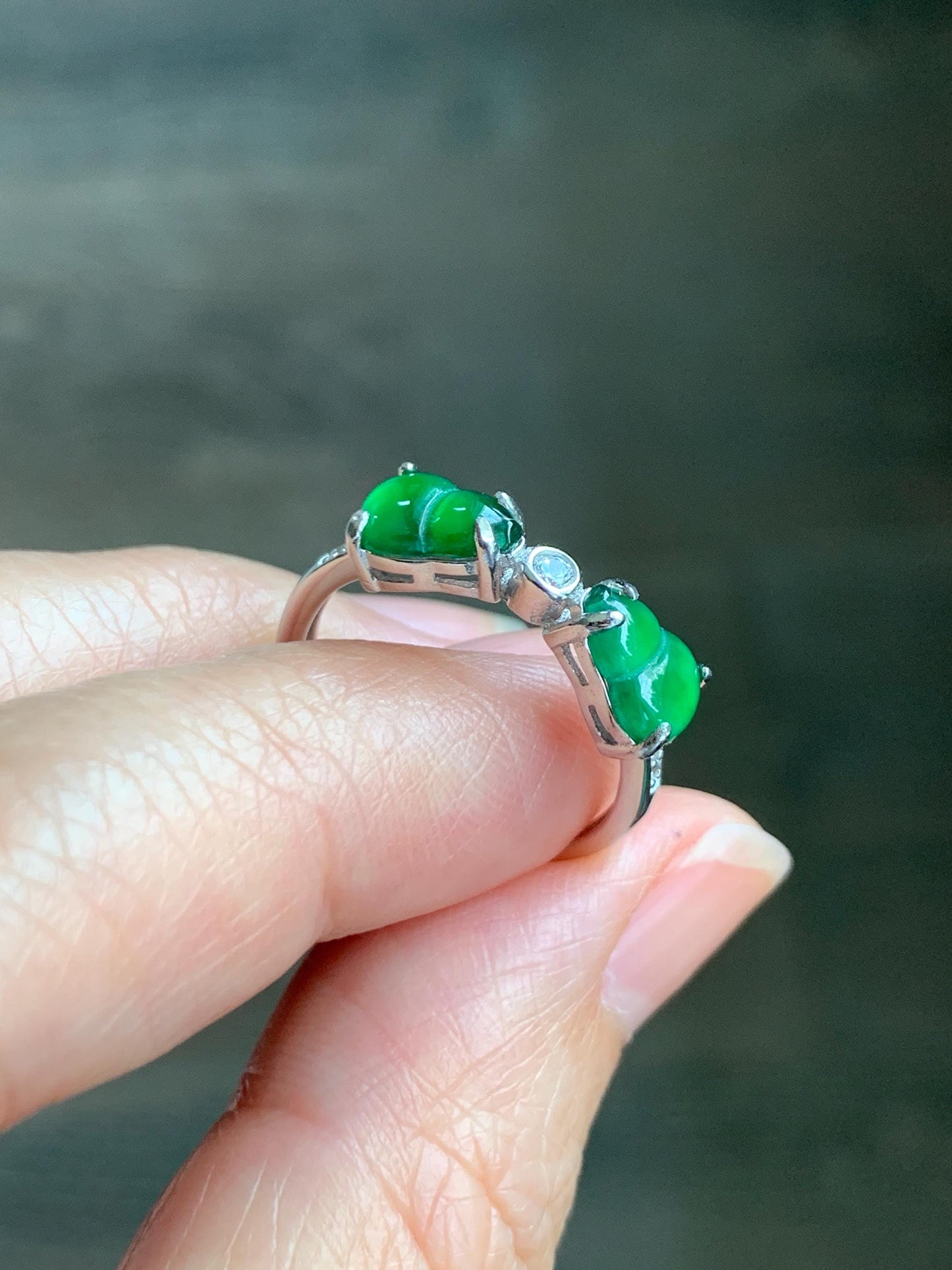 Natural Grade A Guatemalan Icy Translucent Vibrant Green Jade Jadeite Gourd Hulu Ring Sterling Silver Size 7 Adjustable 天然冰危绿翡翠双葫芦戒指 SLH130
