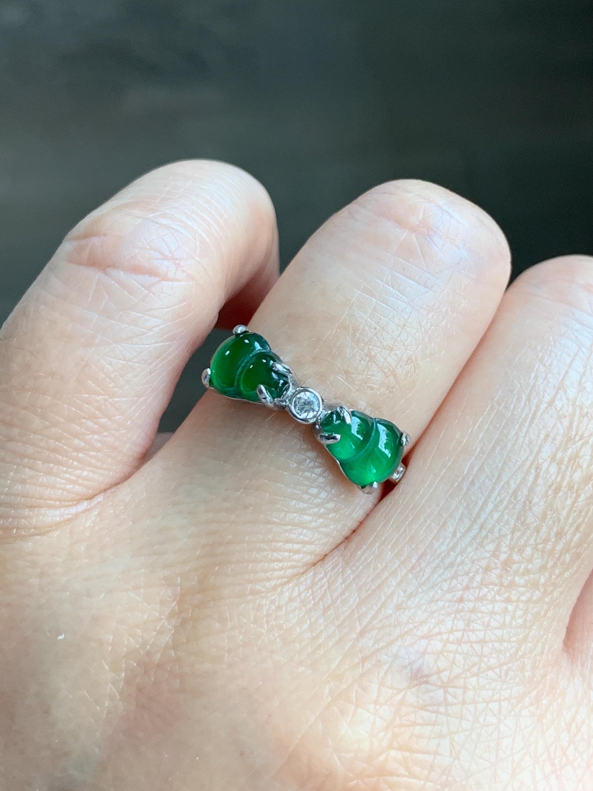 Natural Grade A Guatemalan Icy Translucent Vibrant Green Jade Jadeite Gourd Hulu Ring Sterling Silver Size 7 Adjustable 天然冰危绿翡翠双葫芦戒指 SLH130