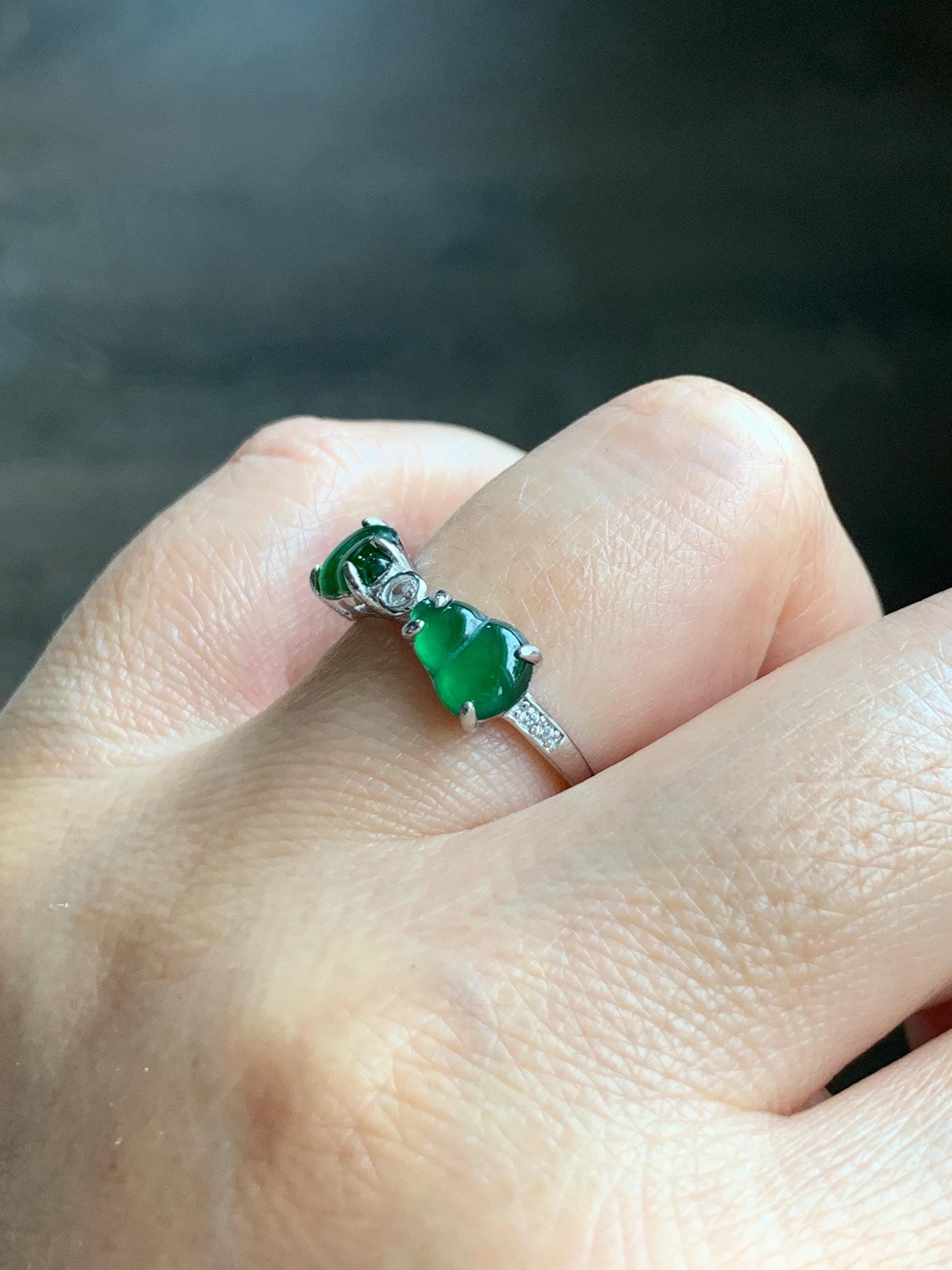 Natural Grade A Guatemalan Icy Translucent Vibrant Green Jade Jadeite Gourd Hulu Ring Sterling Silver Size 7 Adjustable 天然冰危绿翡翠双葫芦戒指 SLH130