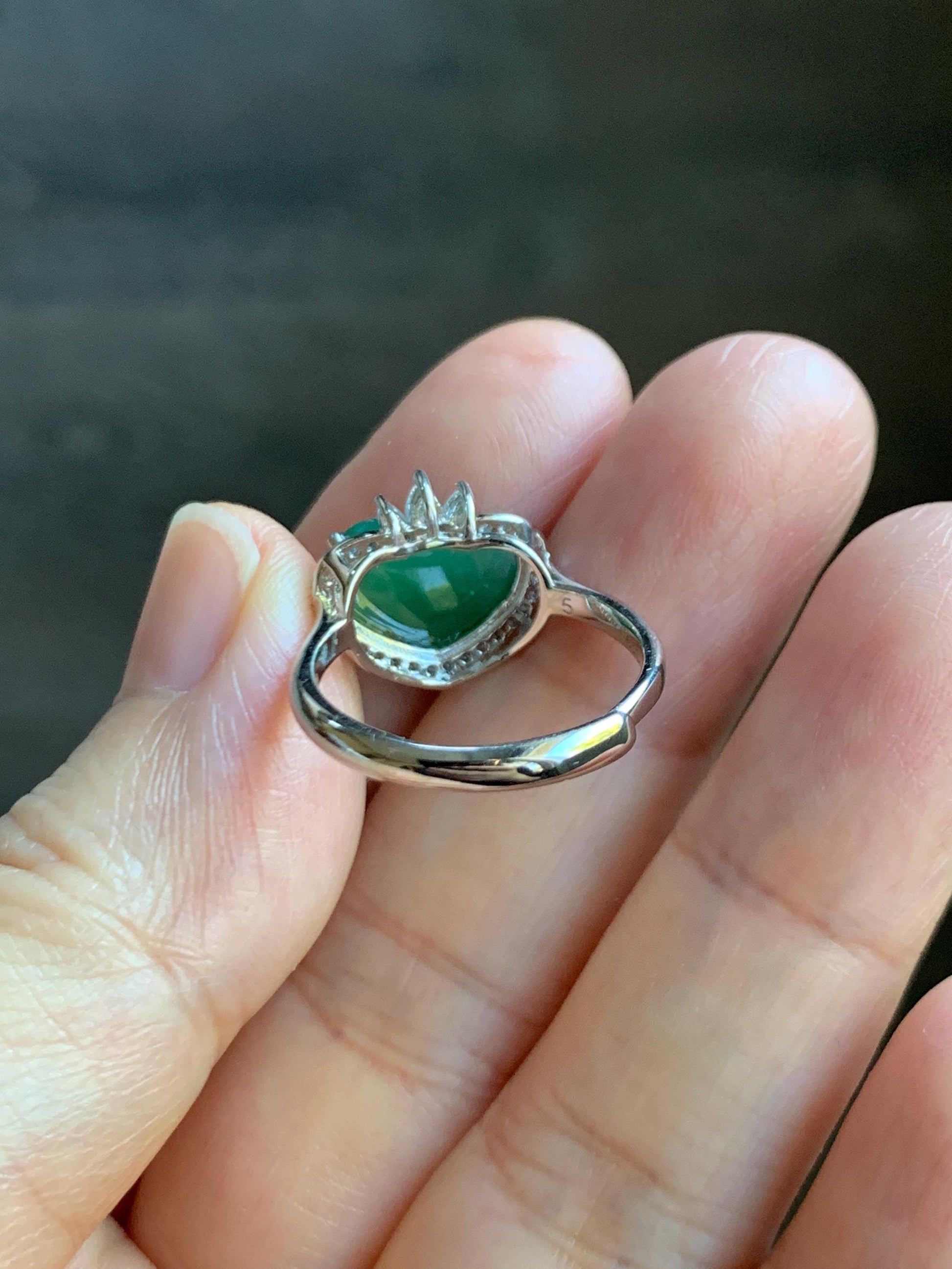 Natural Grade A Guatemalan Icy Translucent Gelatinous Green Heart Jade Jadeite Ring Sterling Silver Size Adjustable 天然冰危蓝绿翡翠爱心蛋面银镶戒指 WLH240