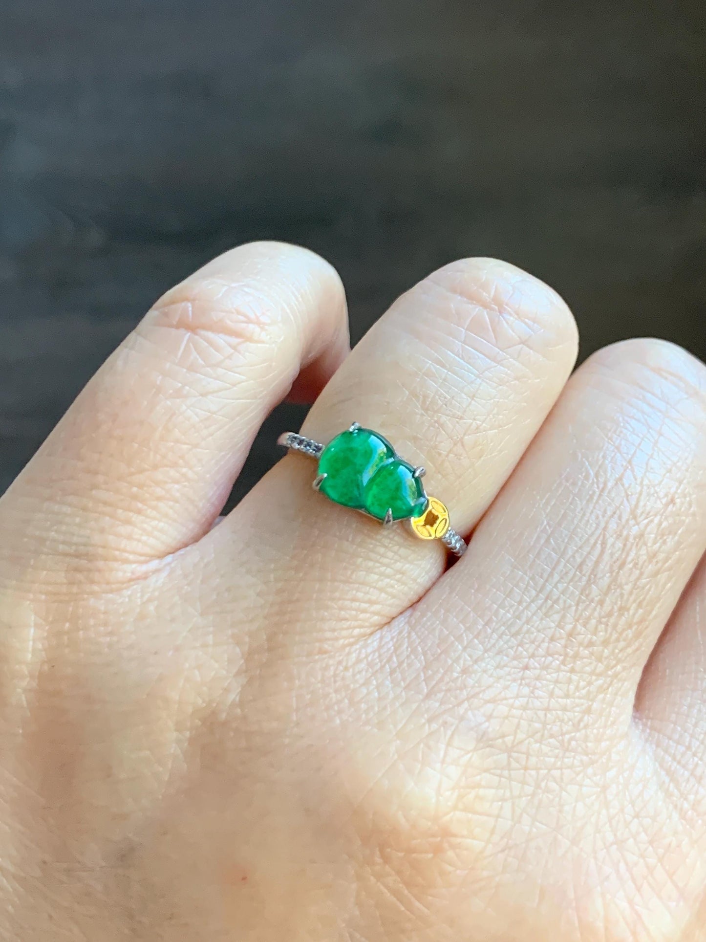 Natural Grade A Guatemalan Icy Translucent Vibrant Green Jade Jadeite Hulu Gourd Ring Sterling Silver Size Adjustable 天然冰危绿翡翠葫芦银镶戒指 LHL85