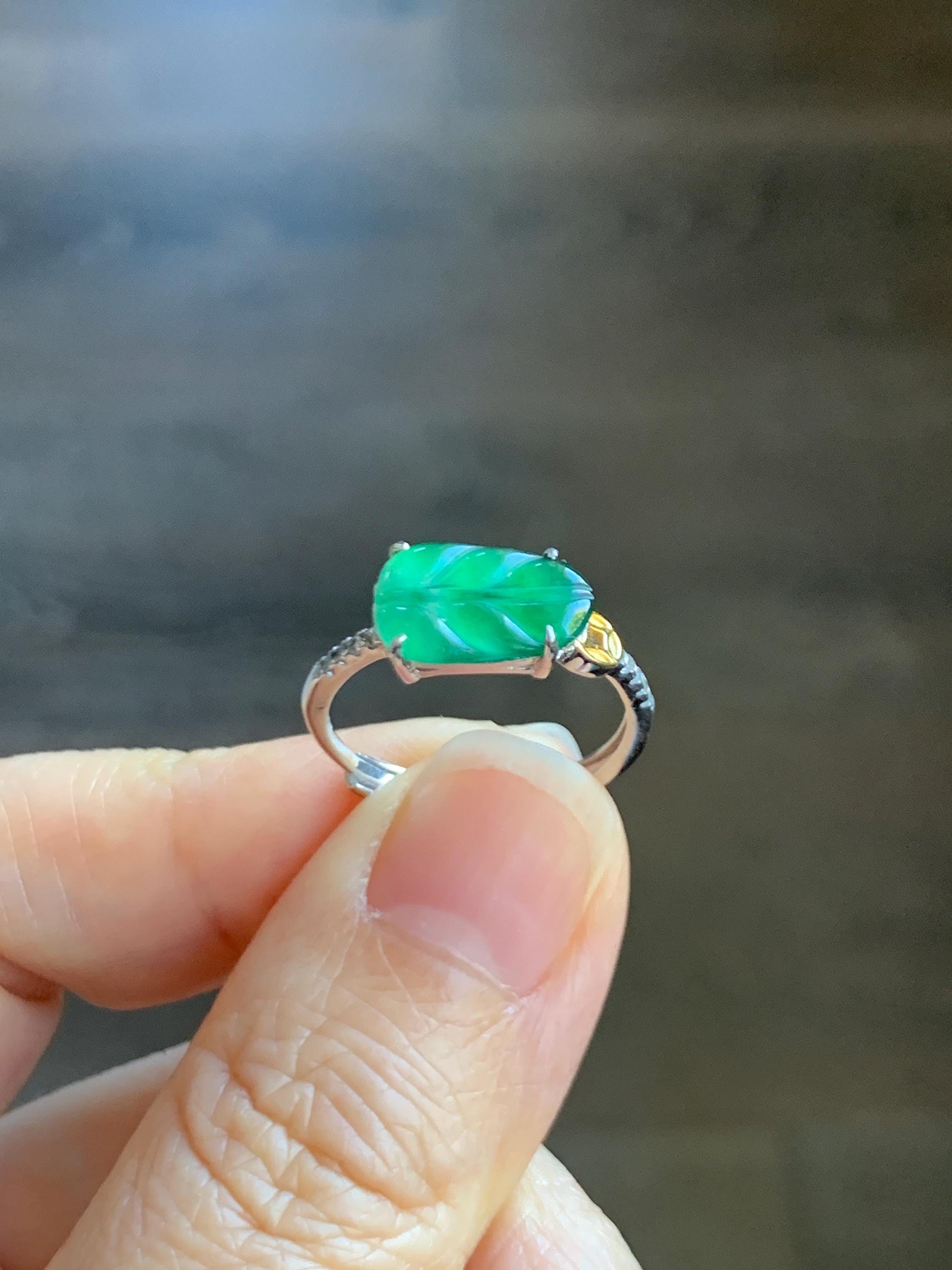 Natural Grade A Guatemalan Icy Highly Translucent Green Jade Jadeite Leaf Ring Sterling Silver Size Adjustable 天然冰危绿翡翠大叶有成银镶戒指 LDY85