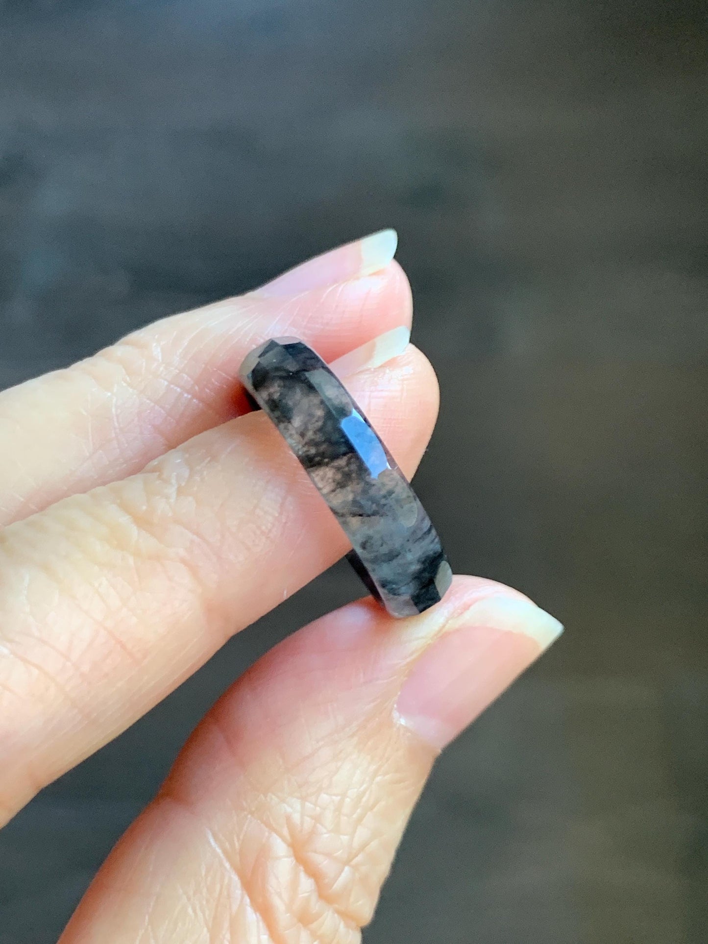 Natural Grade A Guatemalan Icy Highly Translucent Wuji Marbled Jade Jadeite Faceted Band Ring Size 7.75 US 天然冰危乌鸡翡翠切割面戒圈 WWJ220C