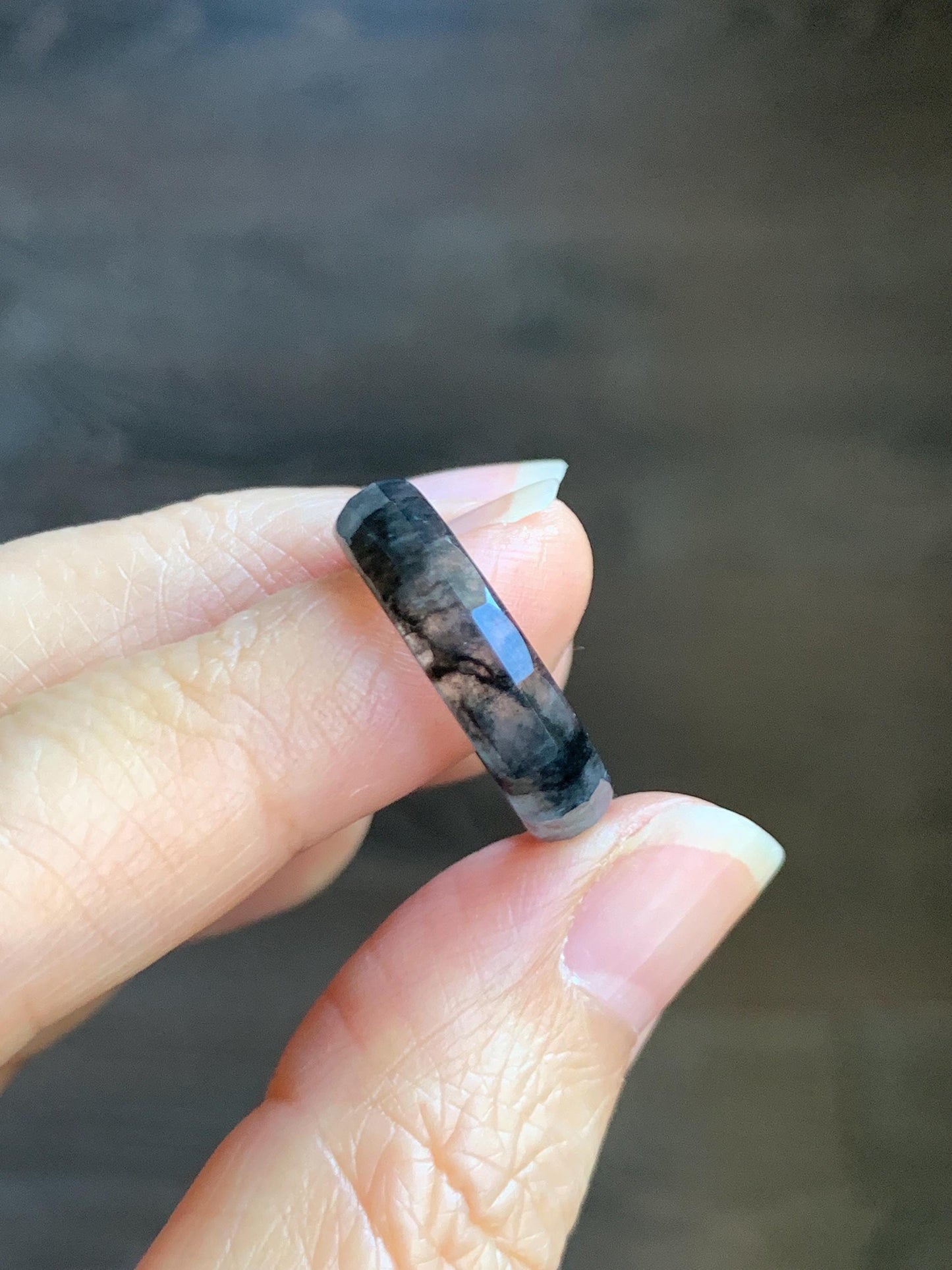 Natural Grade A Guatemalan Icy Highly Translucent Wuji Marbled Jade Jadeite Faceted Band Ring Size 7.75 US 天然冰危乌鸡翡翠切割面戒圈 WWJ220C