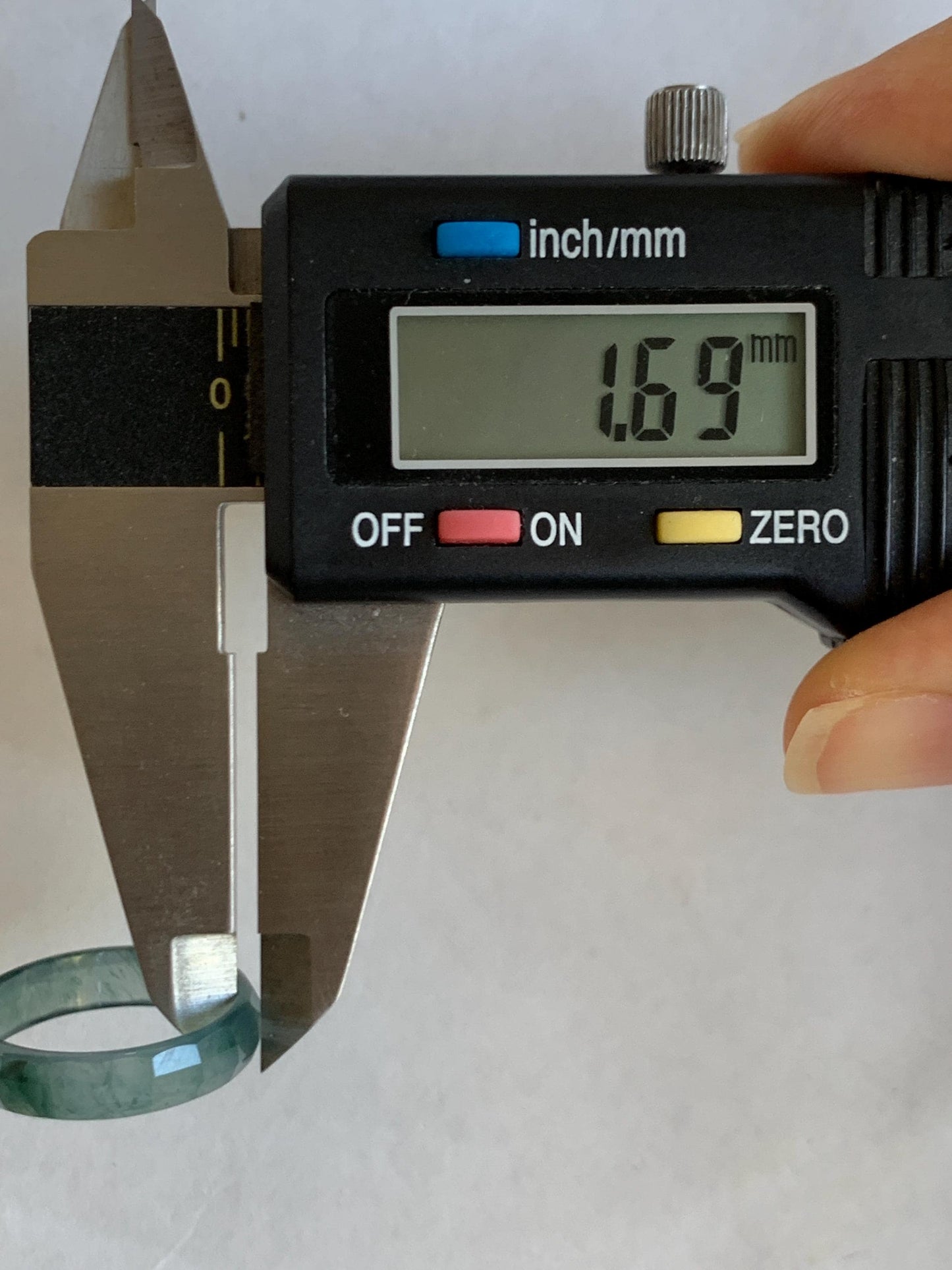 Natural Grade A Guatemalan Icy Highly Translucent Teal Blue Green Marbled Jade Jadeite Faceted Band Ring Size 7.75 US 天然冰危蓝飘花翡翠切割面戒圈 WLQ220A