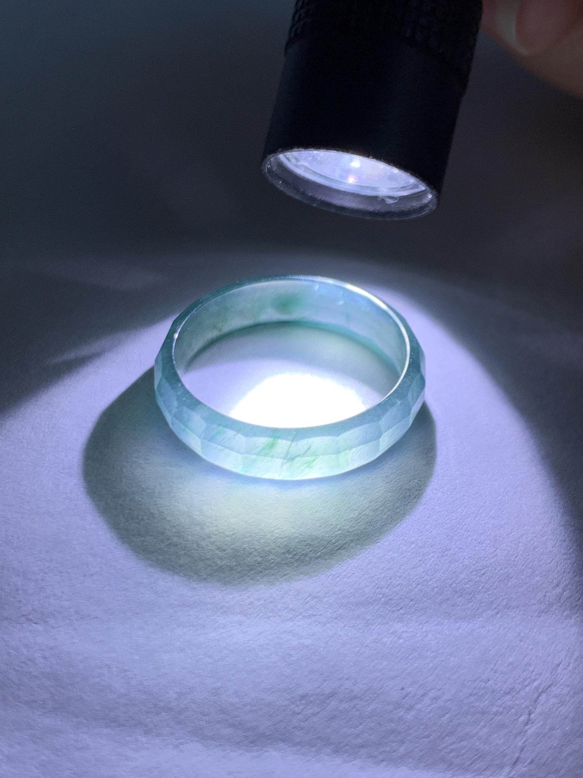 Natural Grade A Guatemalan Icy Highly Translucent Teal Blue Green Marbled Jade Jadeite Faceted Band Ring Size 7.75 US 天然冰危蓝飘花翡翠切割面戒圈 WLQ220A