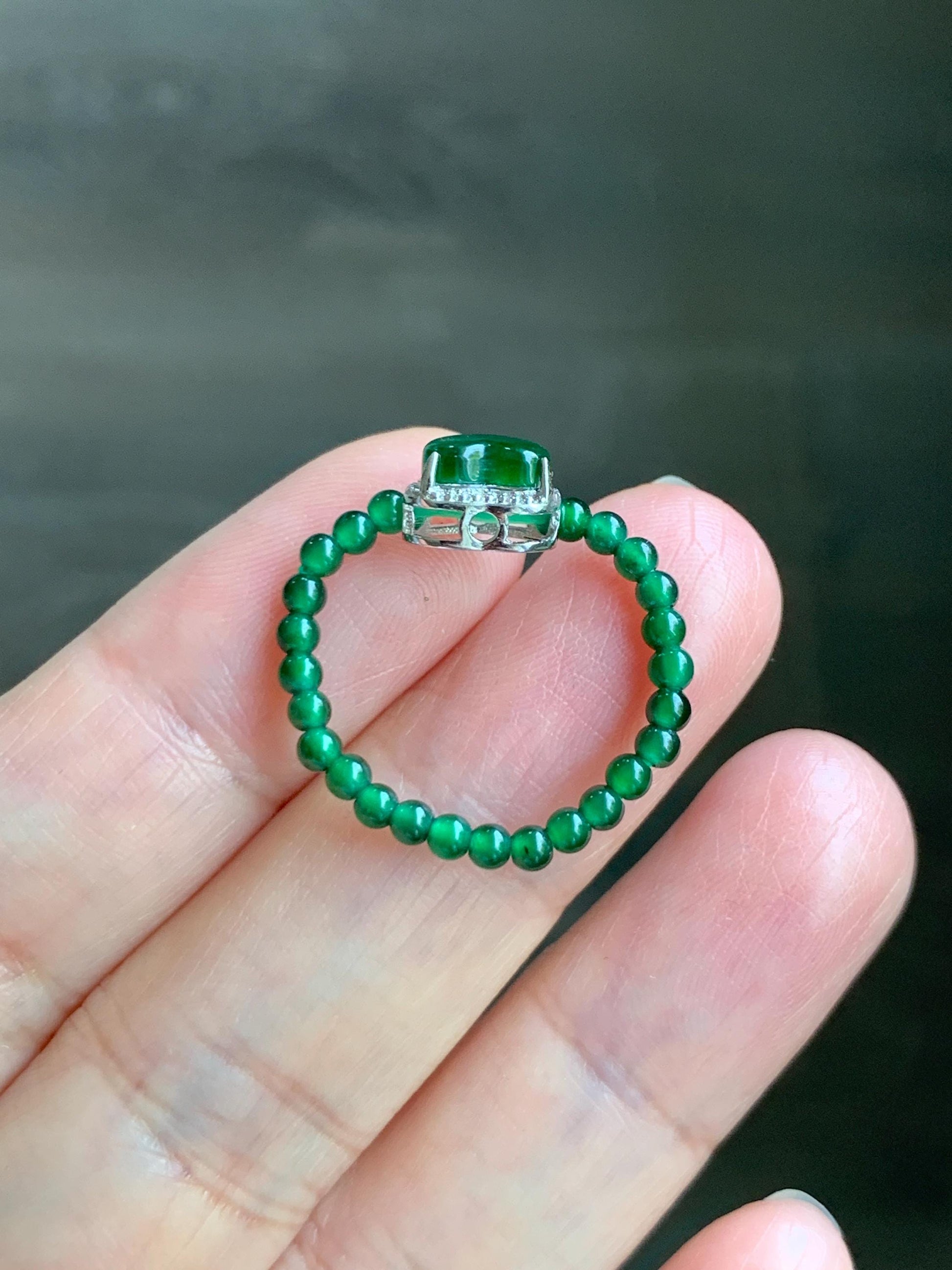 Natural Grade A Guatemalan Icy Translucent Vibrant Green Jade Jadeite Petite Beads Heart Charm Beaded Ring Size 7 US 天然冰危绿翡翠小珠潘多拉爱心戒圈WLX110