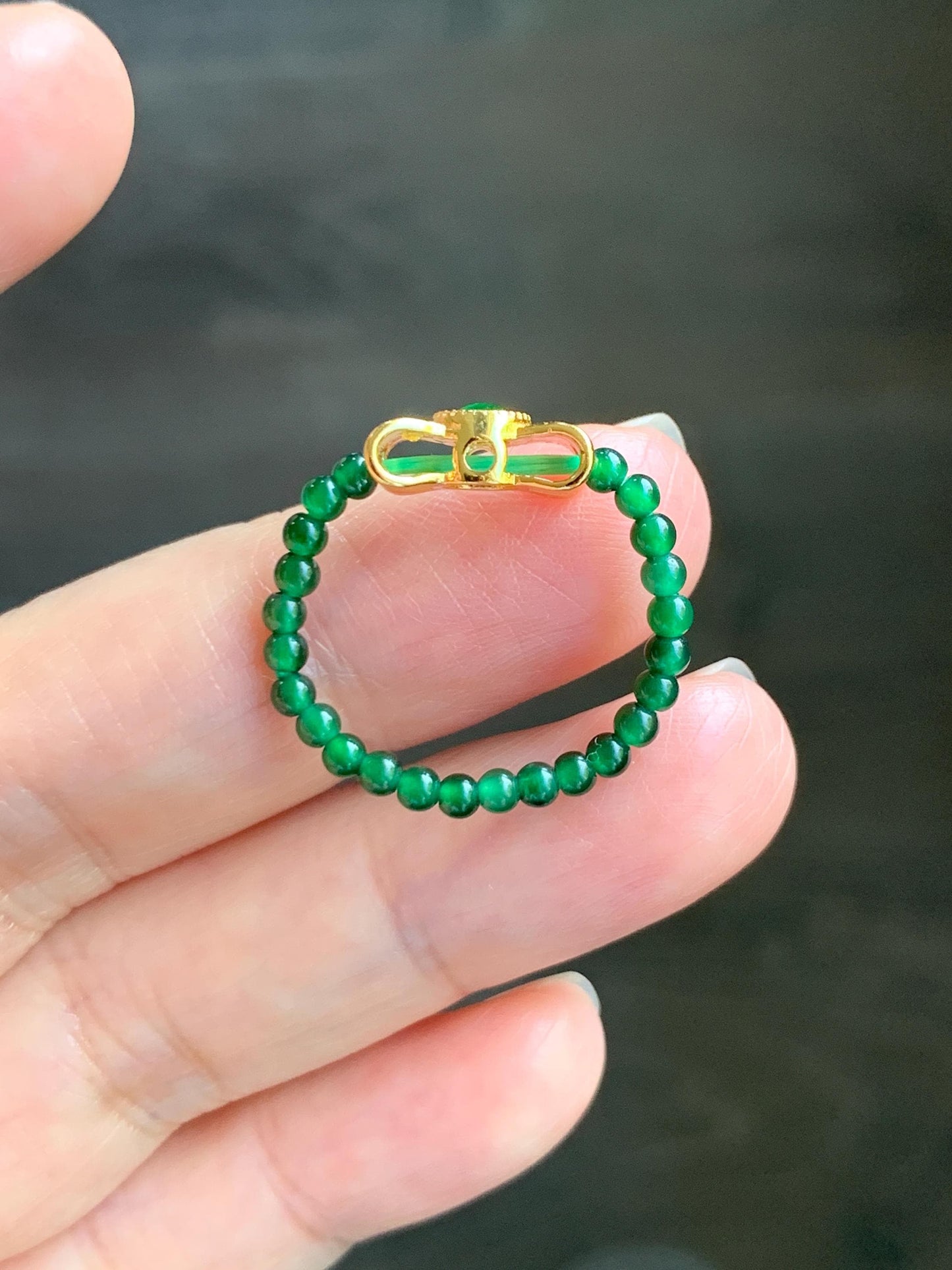 Natural Grade A Guatemalan Icy Translucent Vibrant Green Jade Jadeite Petite Beads Bow Charm Beaded Ring Size 7 US 天然冰危绿翡翠小珠潘多拉蝴蝶结戒圈WLHJ110