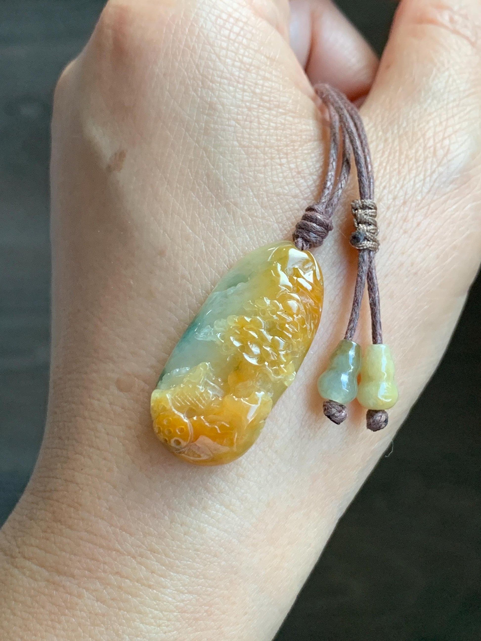 Natural Grade A Icy Translucent Bicolored Yellow & Green Jade Jadeite Shan Shui Nature Pendant Rope Necklace 25" 8g 天然冰黄飘绿花翡翠山水牌吊坠 SCH248