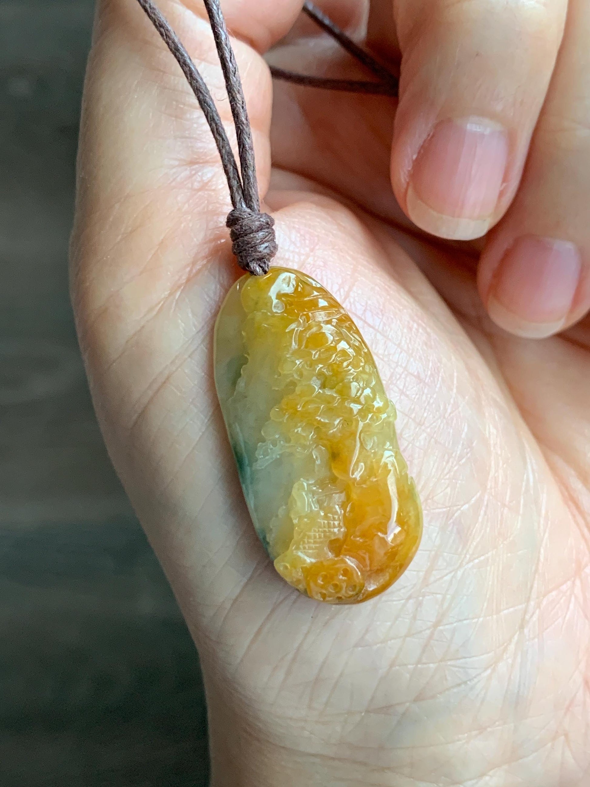 Natural Grade A Icy Translucent Bicolored Yellow & Green Jade Jadeite Shan Shui Nature Pendant Rope Necklace 25" 8g 天然冰黄飘绿花翡翠山水牌吊坠 SCH248