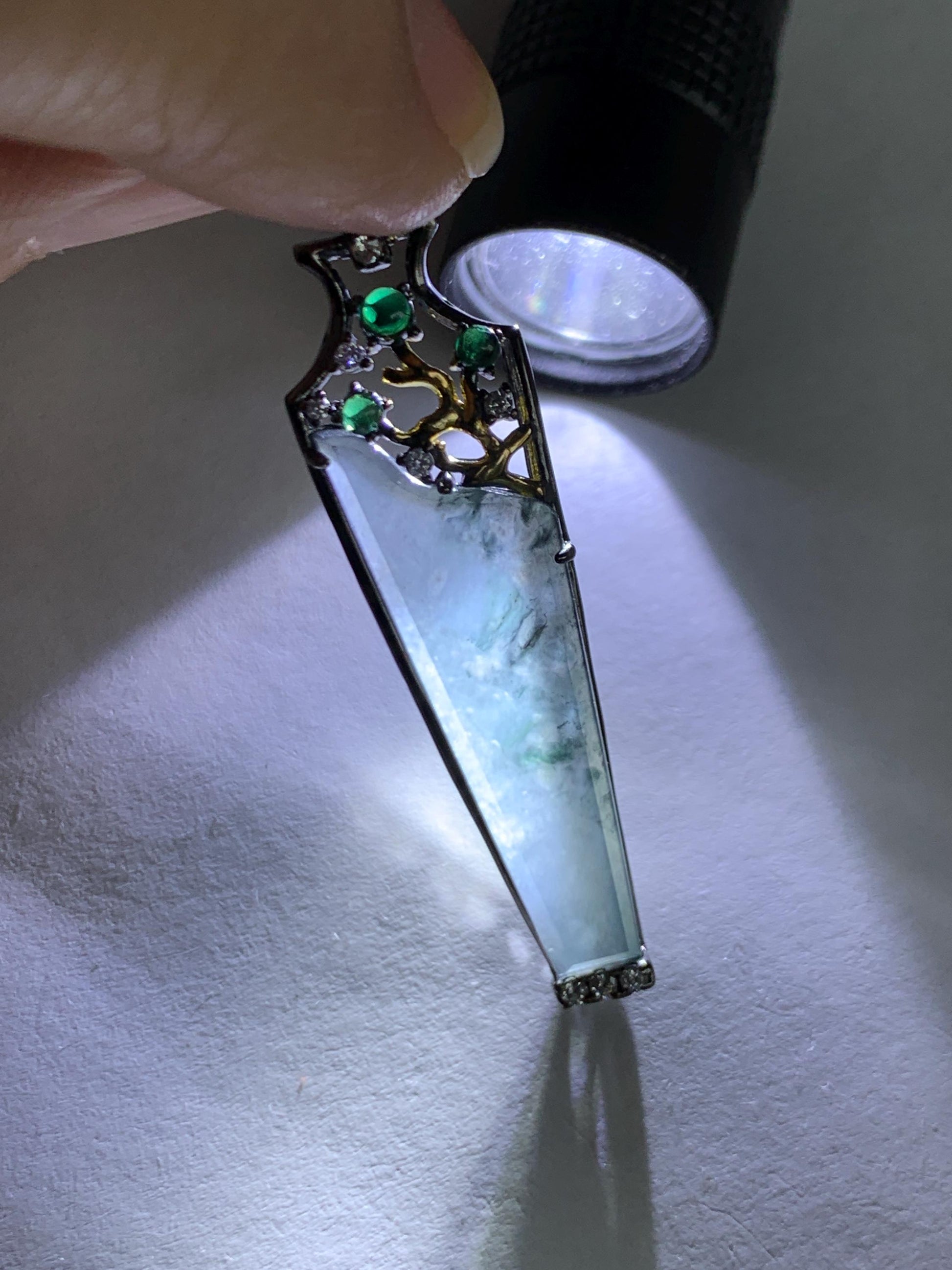 Certified Natural Grade A Guatemalan Icy Highly Translucent Wuji Jade Jadeite Wu Shi Pai Vase Pendant Sterling Silver 天然冰胶危乌鸡翡翠无事牌镶嵌花瓶吊坠 272