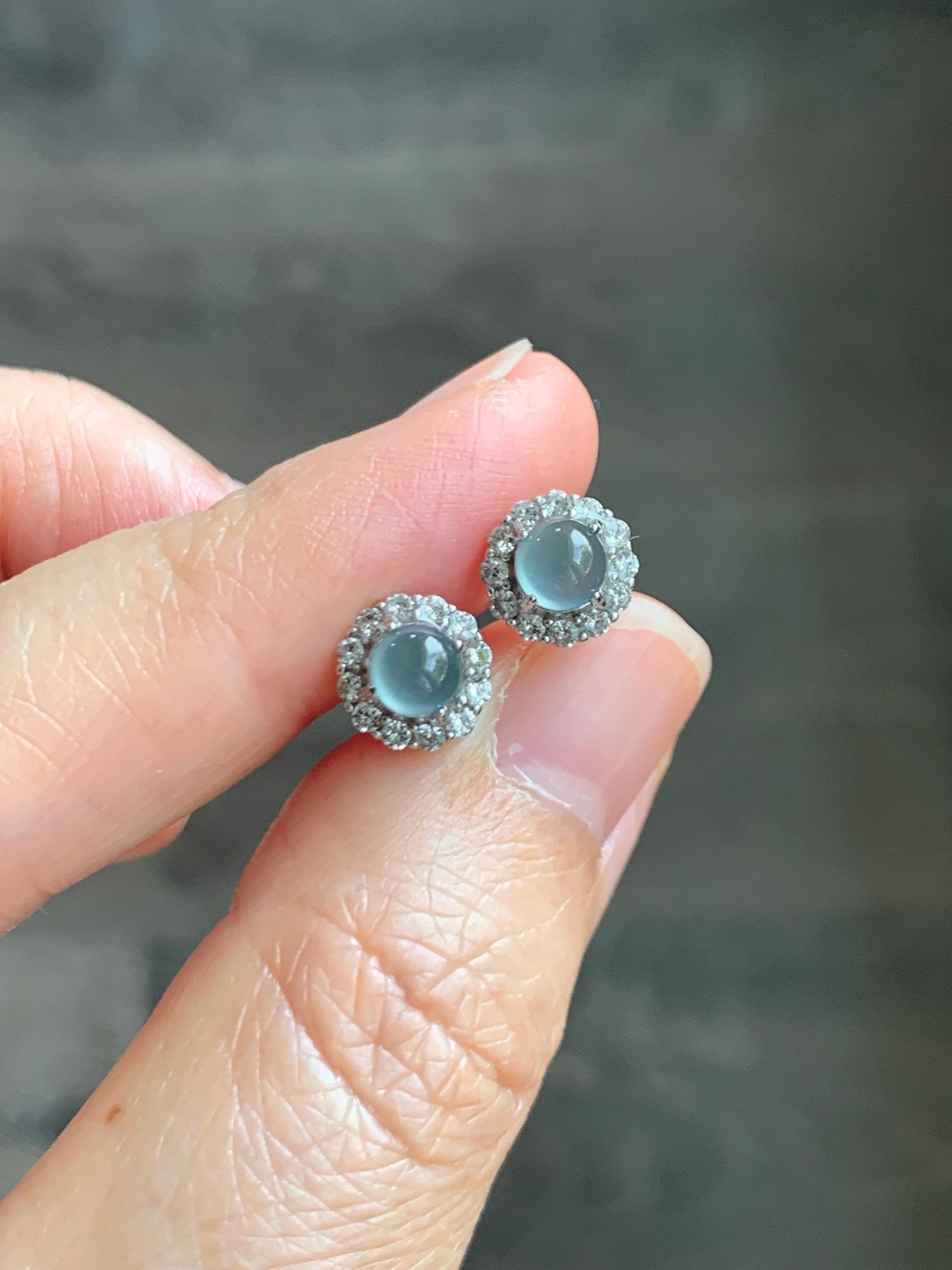 Natural grade A Guatemalan Icy Highly Translucent Light Teal Blue Jade Jadeite Halo Style Stud Earrings Sterling Silver 天然冰危蓝翡翠银镶耳钉 XLE66
