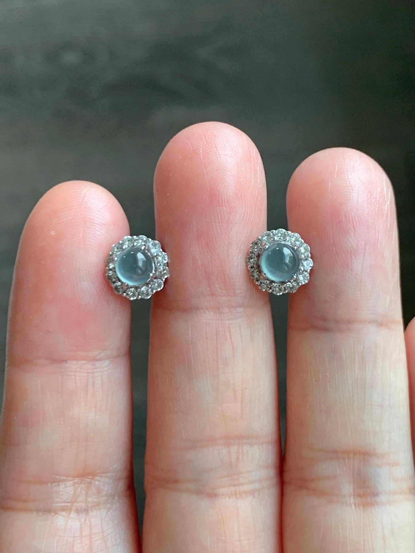 Natural grade A Guatemalan Icy Highly Translucent Light Teal Blue Jade Jadeite Halo Style Stud Earrings Sterling Silver 天然冰危蓝翡翠银镶耳钉 XLE66
