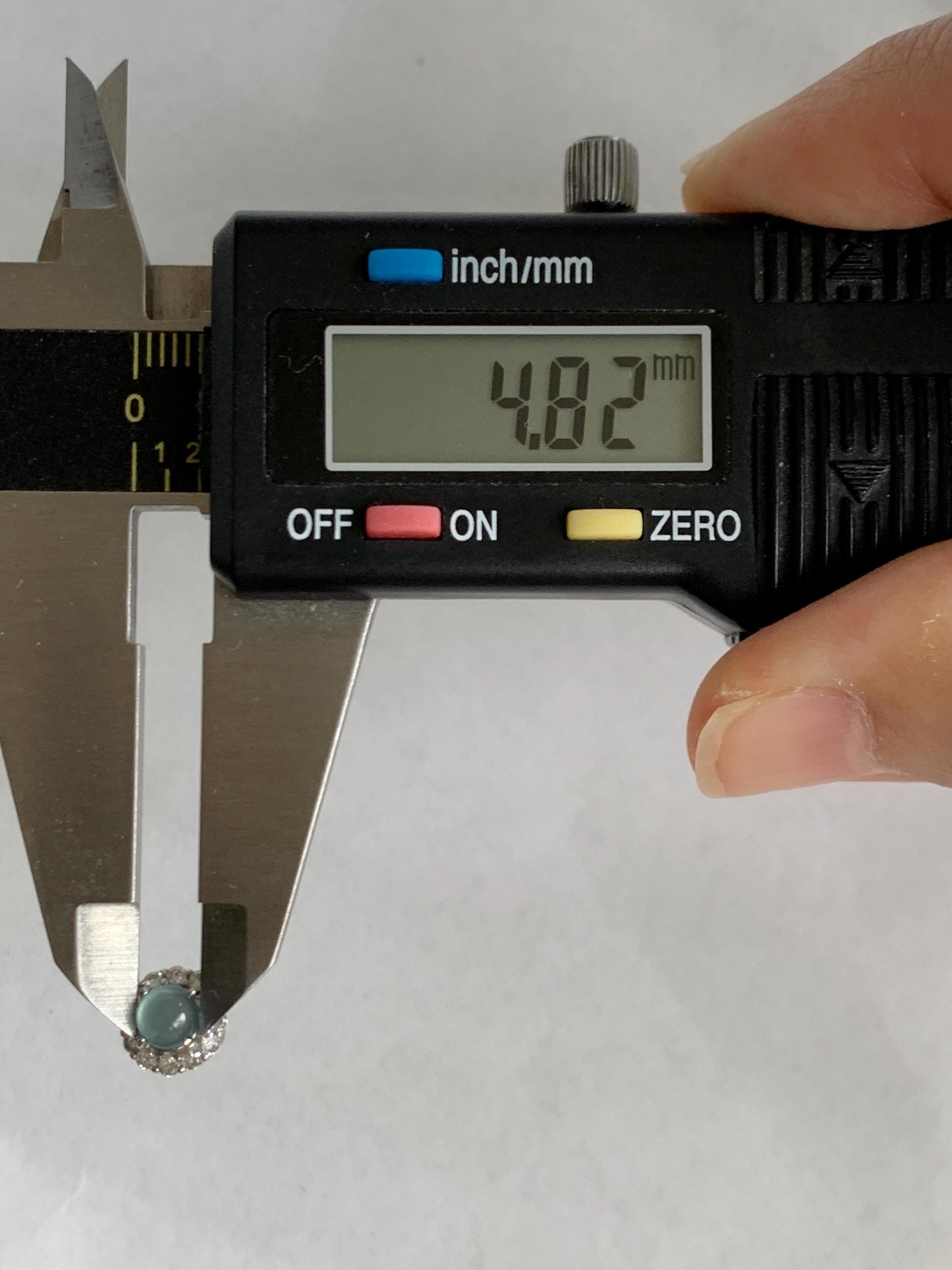 Natural grade A Guatemalan Icy Highly Translucent Light Teal Blue Jade Jadeite Halo Style Stud Earrings Sterling Silver 天然冰危蓝翡翠银镶耳钉 XLE66