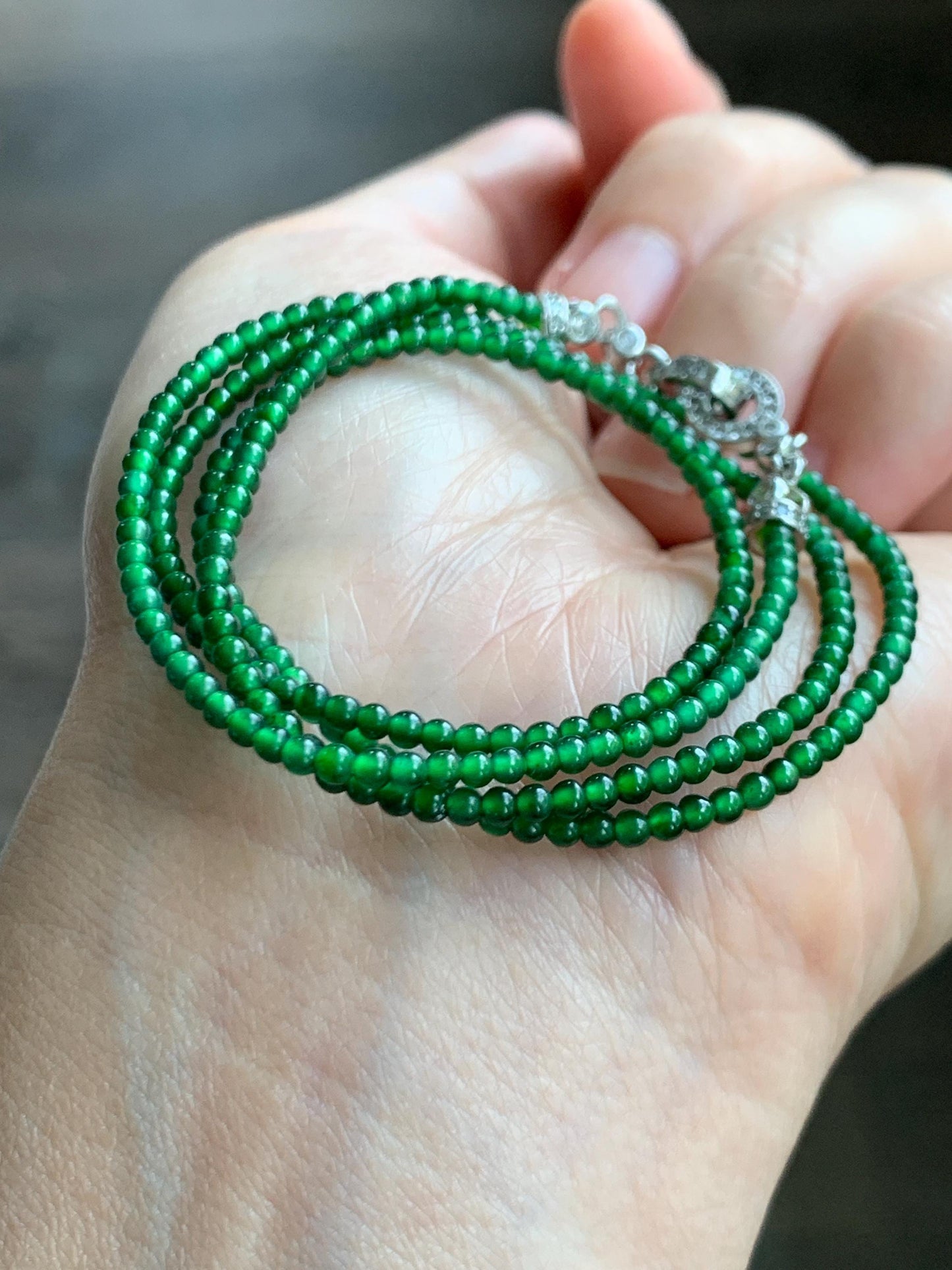 Natural Grade A Guatemalan Icy Translucent Vibrant Green Jade Jadeite Petite Beads Beaded Necklace 2.4mm 21.5" 7g 天然冰危绿翡翠小圆珠项链 XWL272