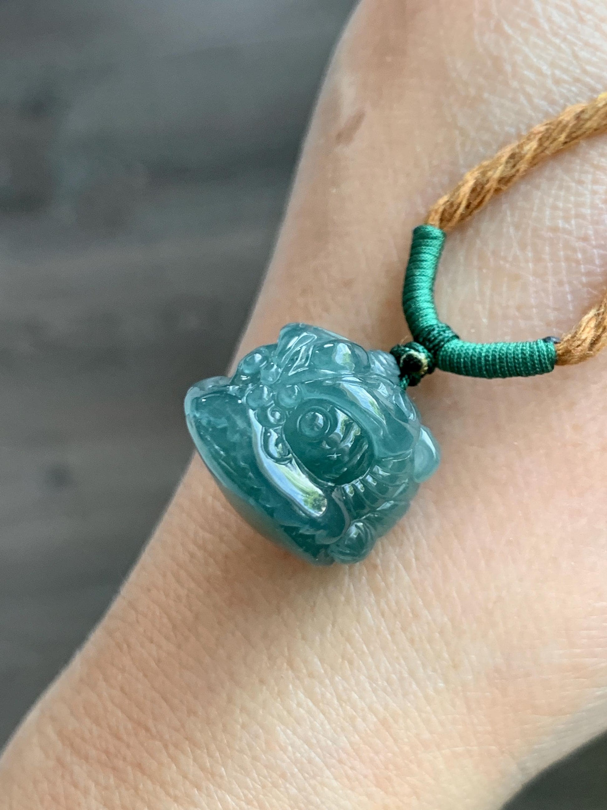 Natural Grade A Guatemalan Icy Translucent Dark Teal Blue Jade Jadeite Dancing Lion Pendant Rope Necklace 26” 12g 天然冰危深蓝绿翡翠醒狮吊坠 XSH140A