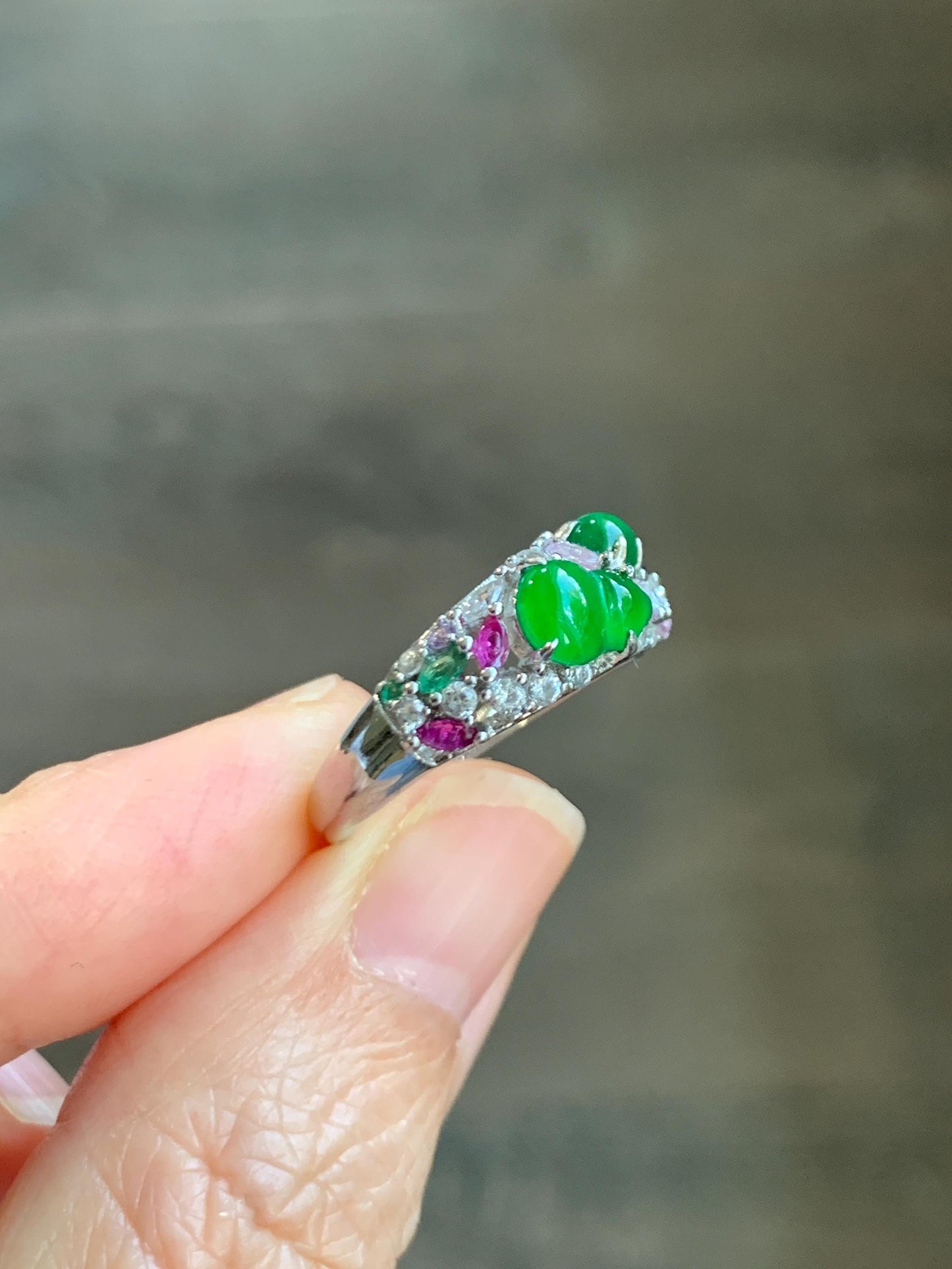 Natural Grade A Guatemalan Icy Translucent Vibrant Green Jade Jadeite Gourd Hulu Band Ring Sterling Silver Size 7 天然冰危绿翡翠花开富贵银镶戒指 HKFL98