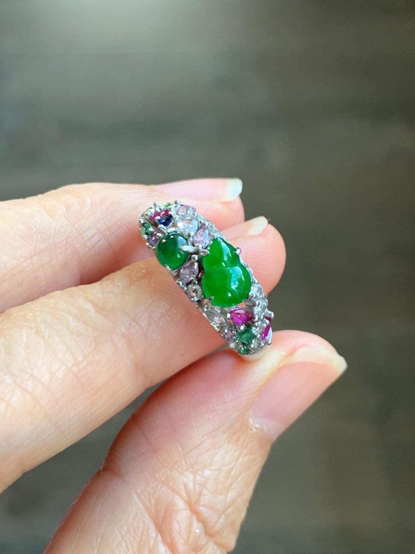 Natural Grade A Guatemalan Icy Translucent Vibrant Green Jade Jadeite Gourd Hulu Band Ring Sterling Silver Size 7 天然冰危绿翡翠花开富贵银镶戒指 HKFL98