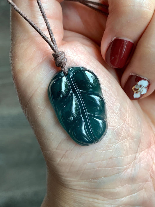 Natural Grade A Guatemalan Icy Translucent Dark Teal Blue Jade Jadeite Carved Leaf Pendant Rope Necklace 25” 7g 天然老种冰危深蓝水翡翠大叶有成吊坠 SLY99B