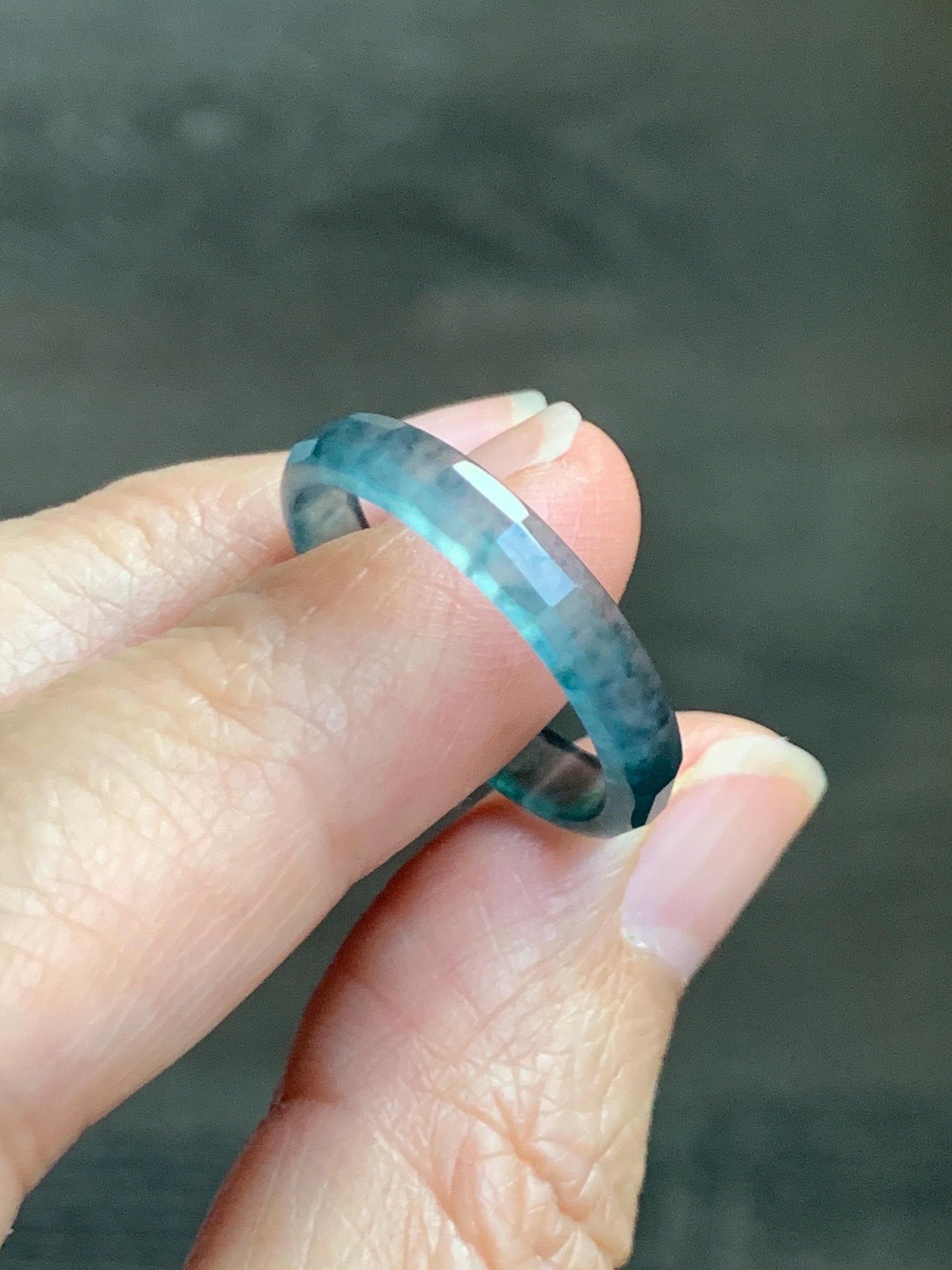 Natural Grade A Guatemalan Icy Highly Translucent Aegean Blue Jade Jadeite Faceted Band Ring Size 9 US 天然冰危牛仔蓝起光翡翠切割面戒圈 QGM220A