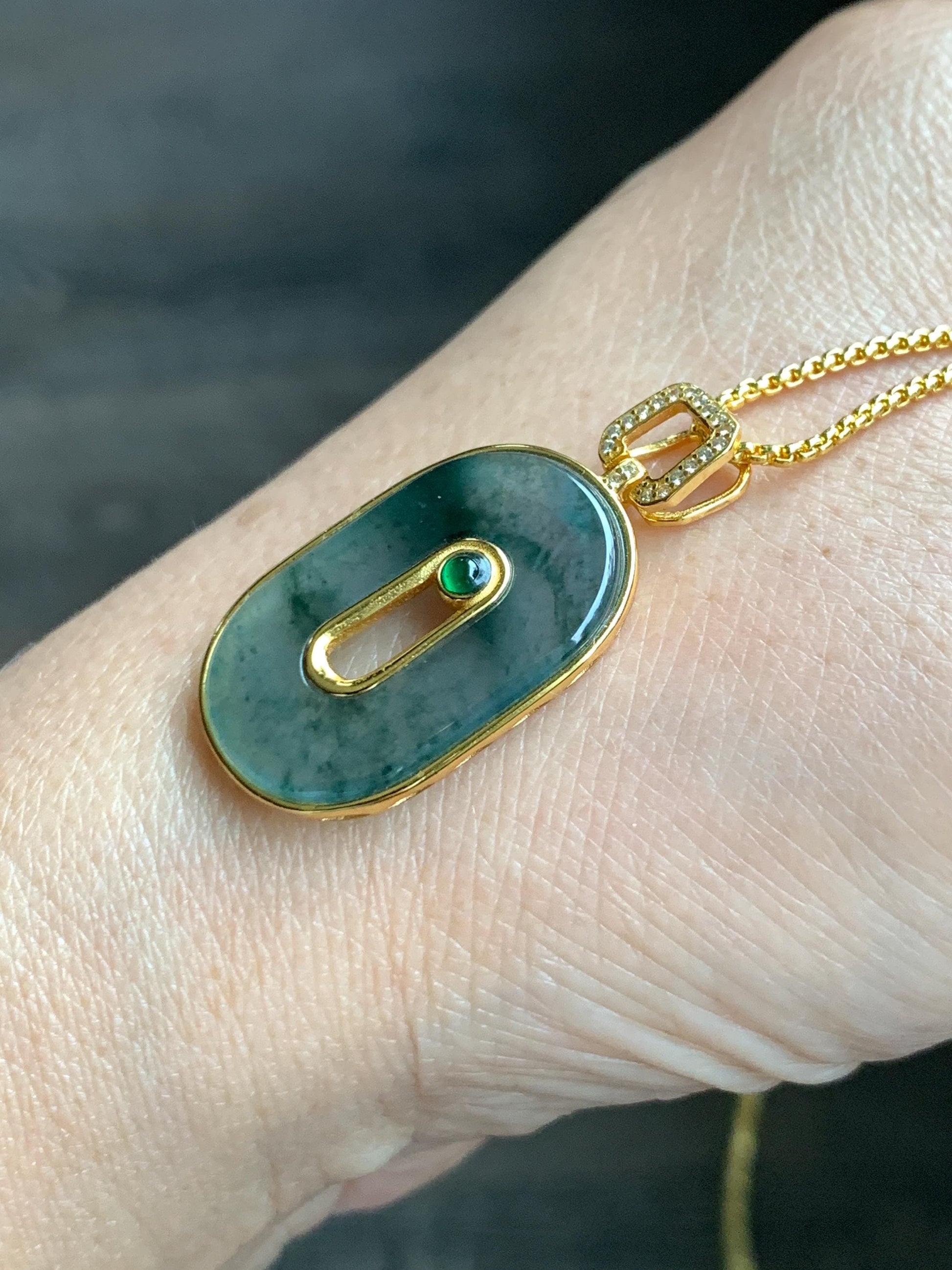 Natural Grade A Guatemalan Icy Highly Translucent Green Marbled Jade Jadeite Oval Donut Pendant Sterling Silver 2g 天然高冰危飘花翡翠椭圆平安扣镶嵌吊坠 TYK165