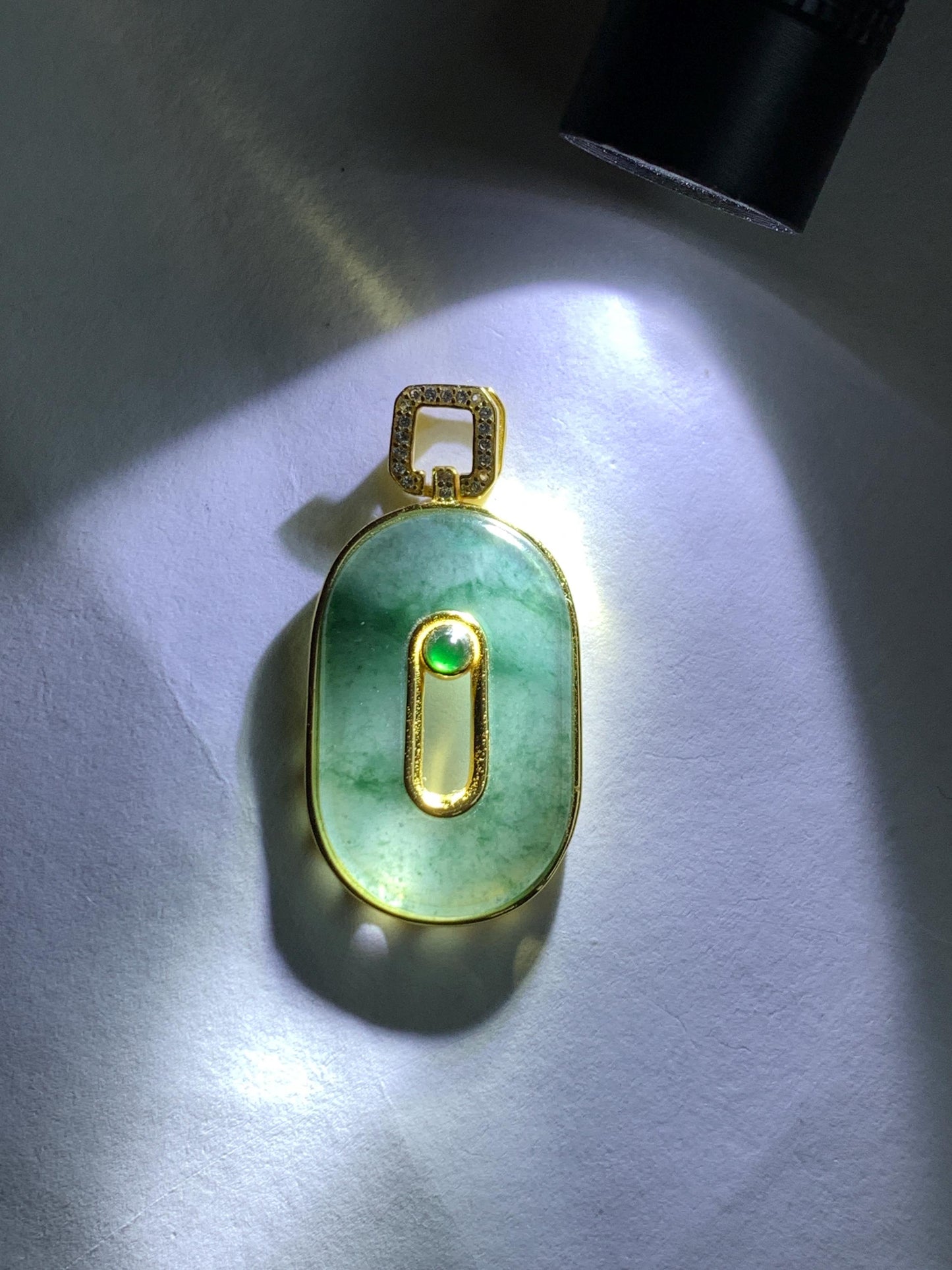 Natural Grade A Guatemalan Icy Highly Translucent Green Marbled Jade Jadeite Oval Donut Pendant Sterling Silver 2g 天然高冰危飘花翡翠椭圆平安扣镶嵌吊坠 TYK165