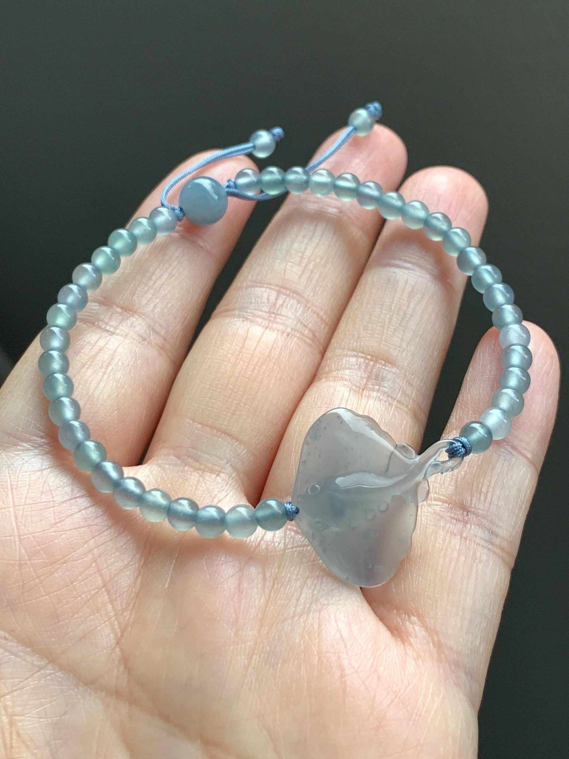 Natural Grade A Guatemalan Icy Highly Translucent Pastel Dusty Blue Jade Jadeite Carved Stingray Beaded Bracelet 7” 3g 天然冰胶淡蓝翡翠珠魟鱼手串 SRC230