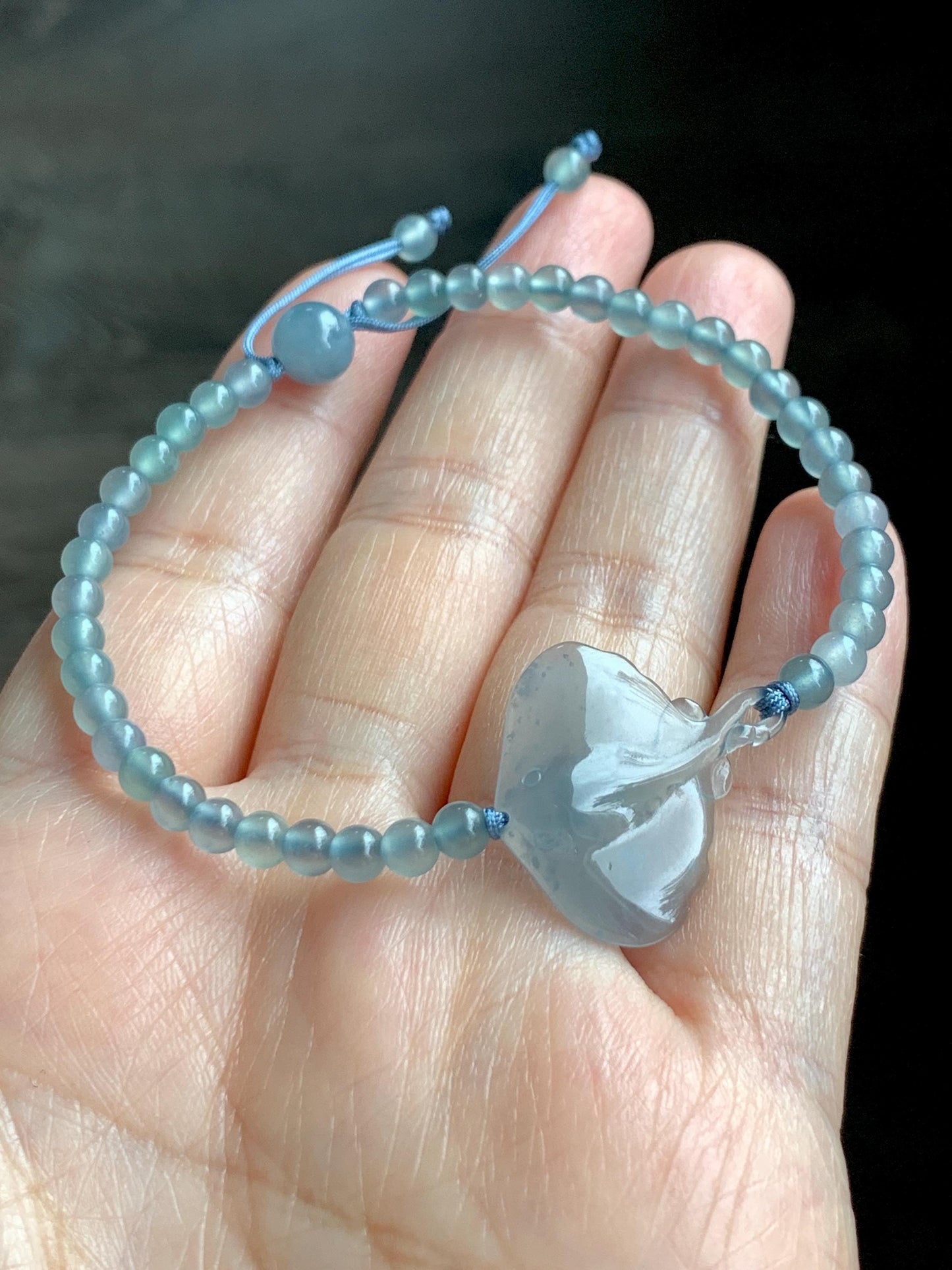 Natural Grade A Guatemalan Icy Highly Translucent Pastel Dusty Blue Jade Jadeite Carved Stingray Beaded Bracelet 7” 3g 天然冰胶淡蓝翡翠珠魟鱼手串 SRC230