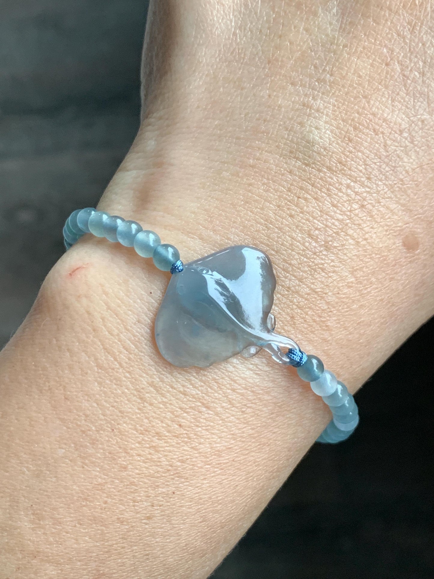 Natural Grade A Guatemalan Icy Highly Translucent Pastel Dusty Blue Jade Jadeite Carved Stingray Beaded Bracelet 7” 3g 天然冰胶淡蓝翡翠珠魟鱼手串 SRC230